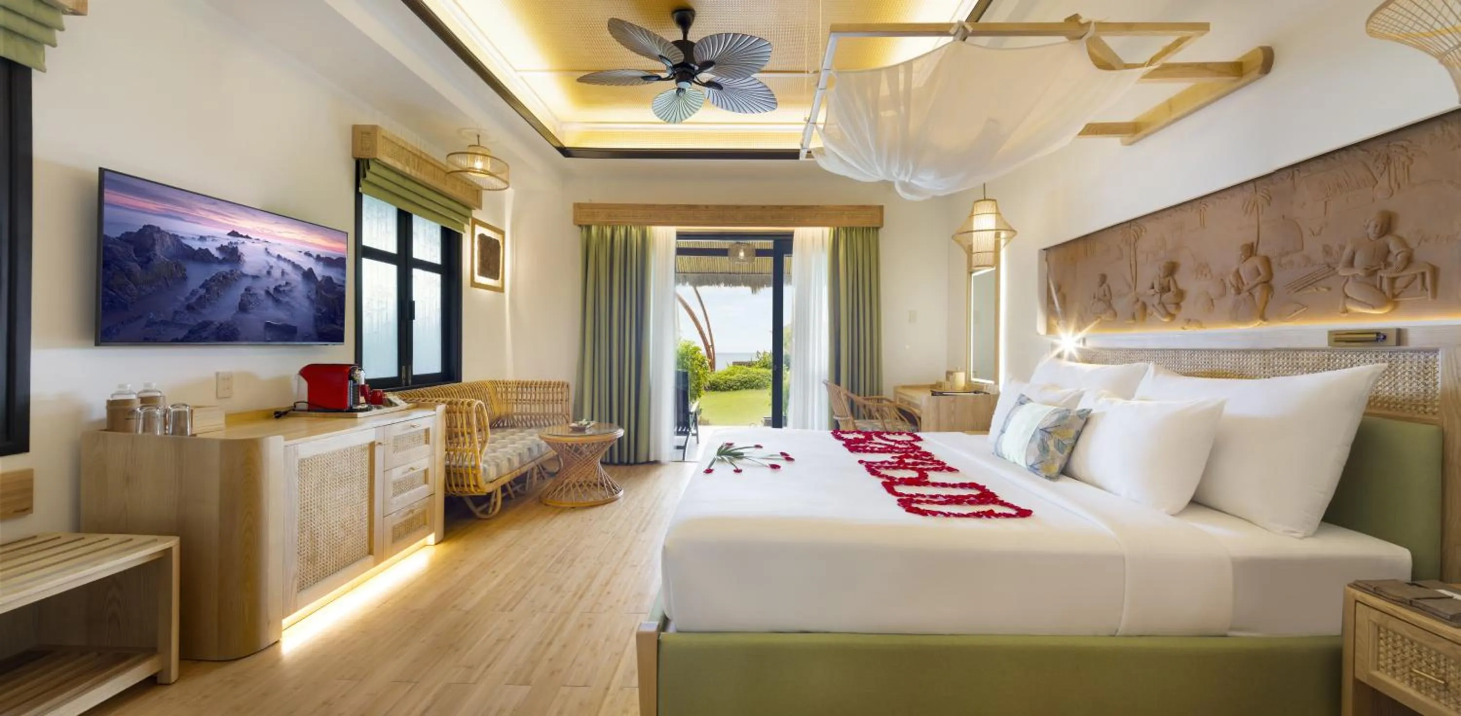 Bedroom, Bed in Bamboo Village Beach Resort & Spa