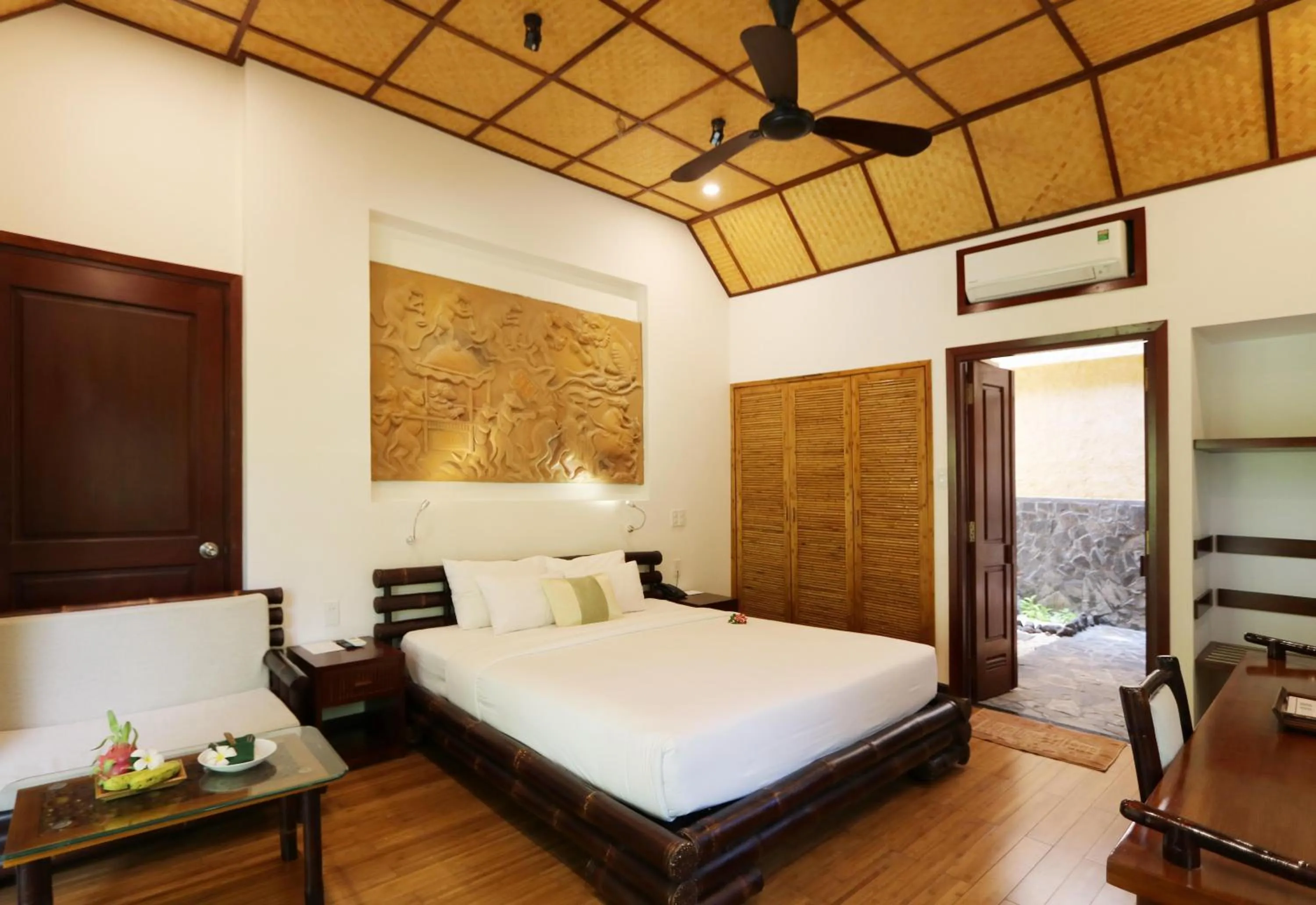 Bedroom, Bed in Bamboo Village Beach Resort & Spa
