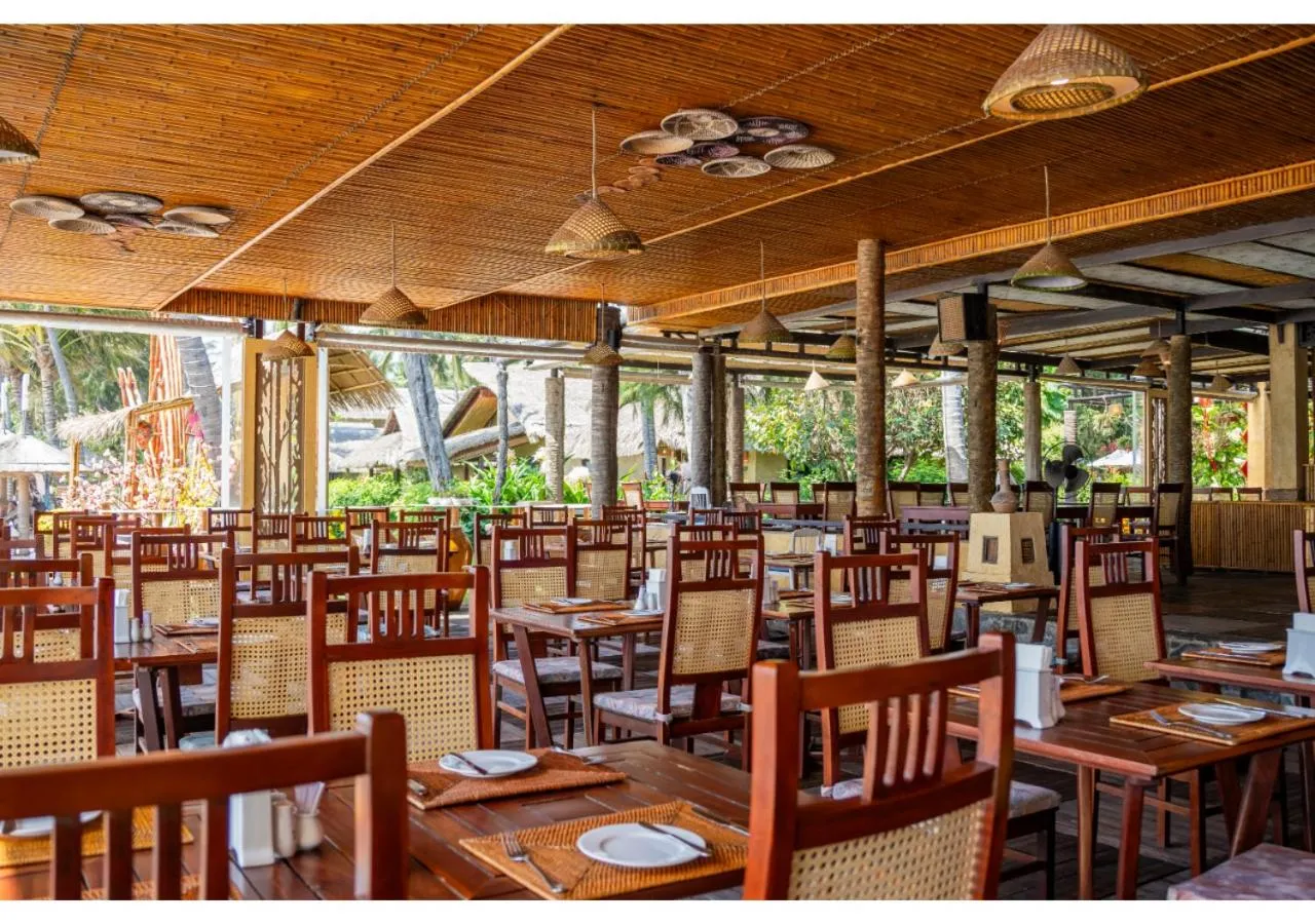 Restaurant/places to eat in Bamboo Village Beach Resort & Spa