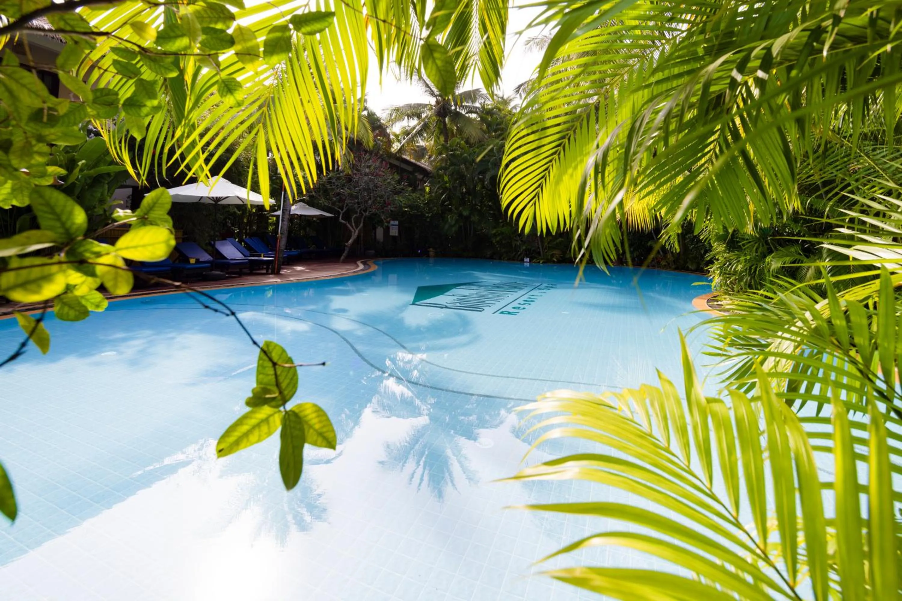 Swimming pool in Bamboo Village Beach Resort & Spa