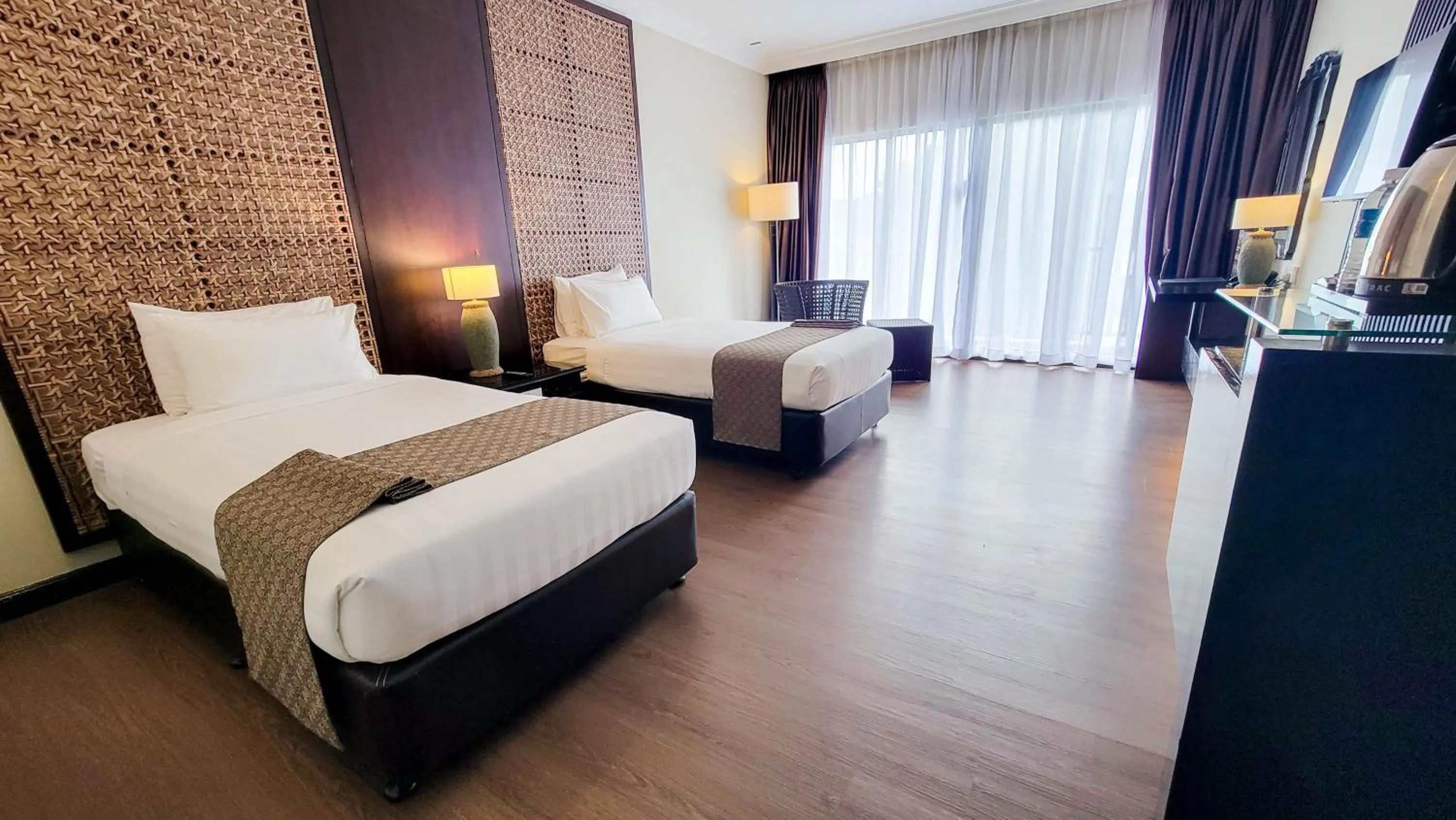 Property building, Bed in Mines Beach Resort Hotel