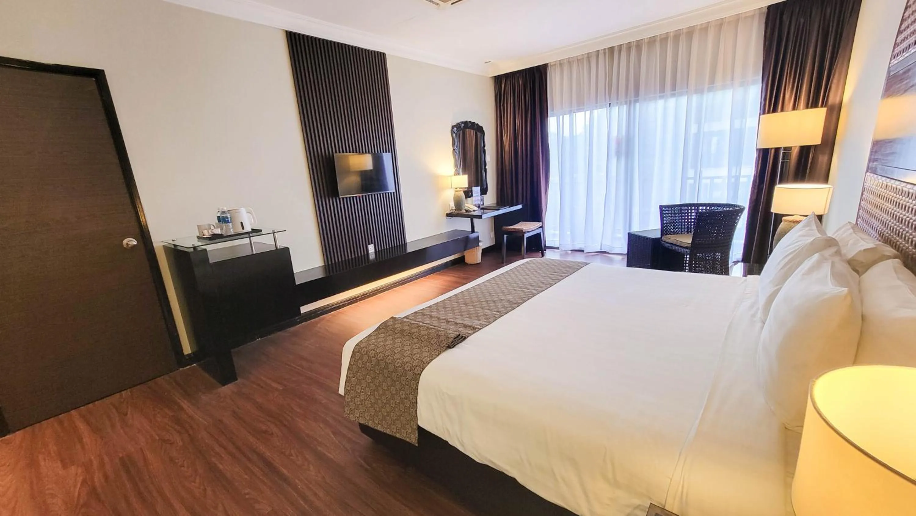 Property building, Bed in Mines Beach Resort Hotel