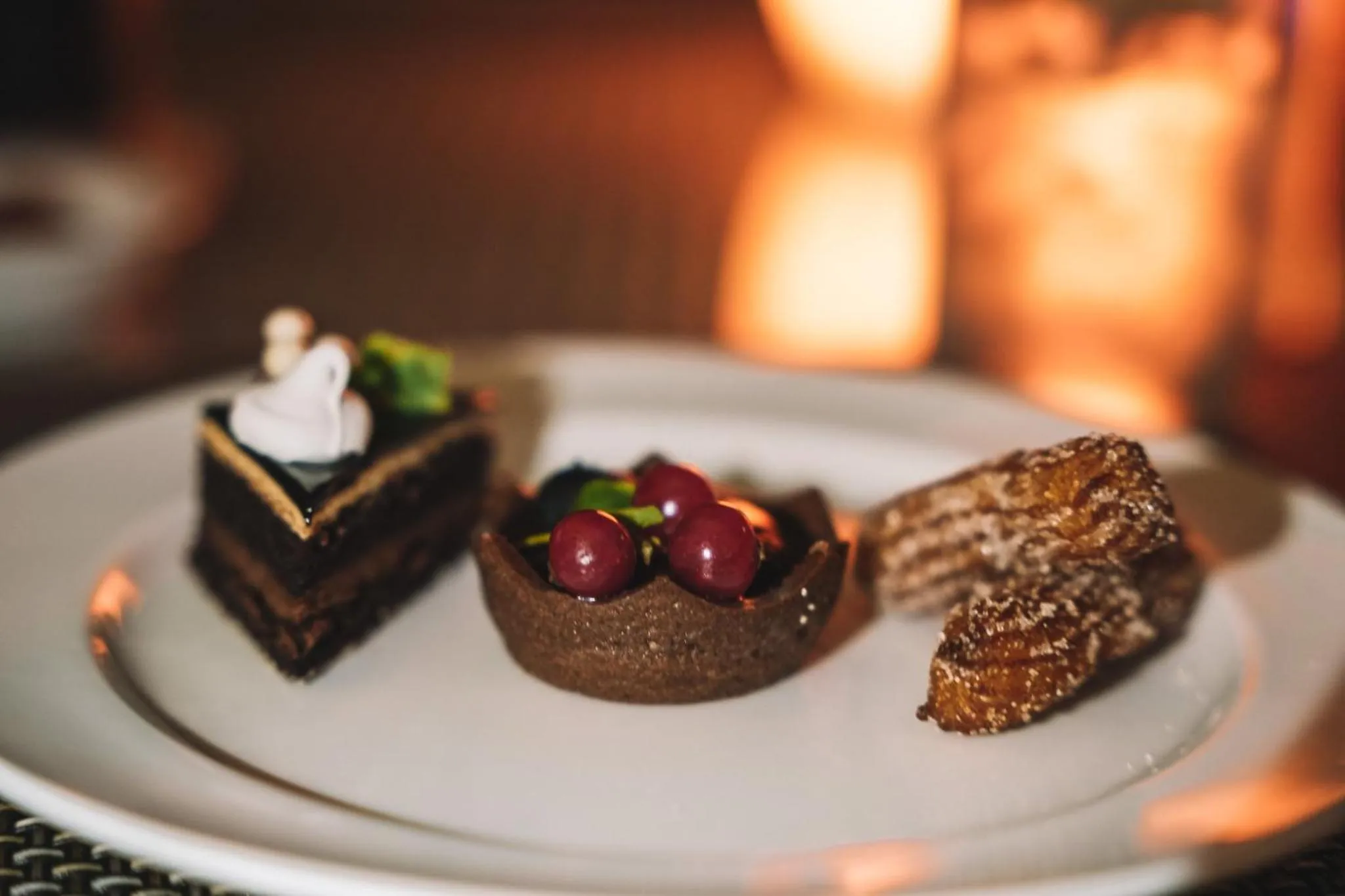 Restaurant/places to eat in Holiday Inn Resort Kandooma Maldives - Kids Stay & Eat Free and Free Roundtrip Speed Boat for a minimum 4 nights stay