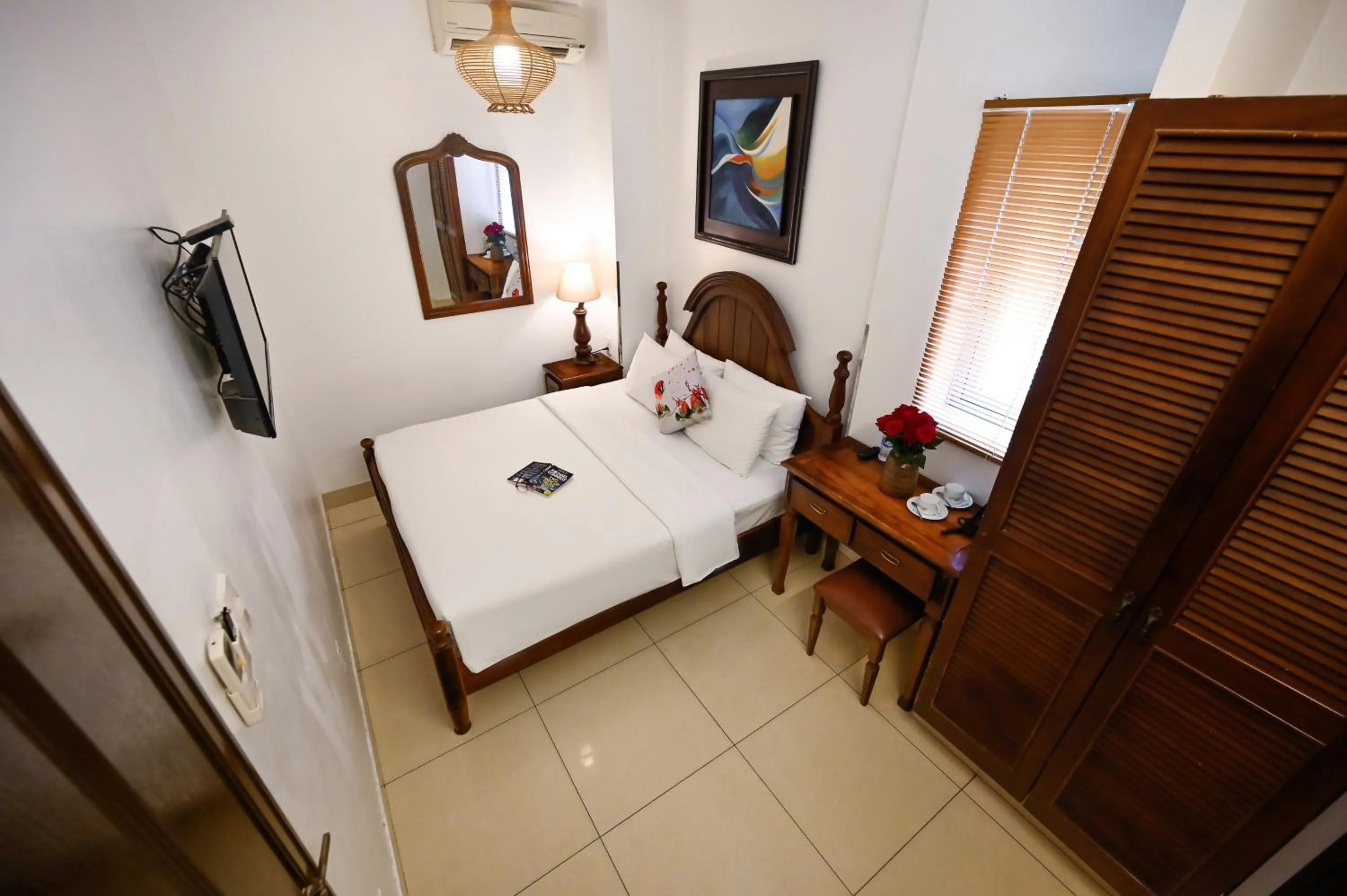 Bed in Halo Boutique Ben Thanh Hotel