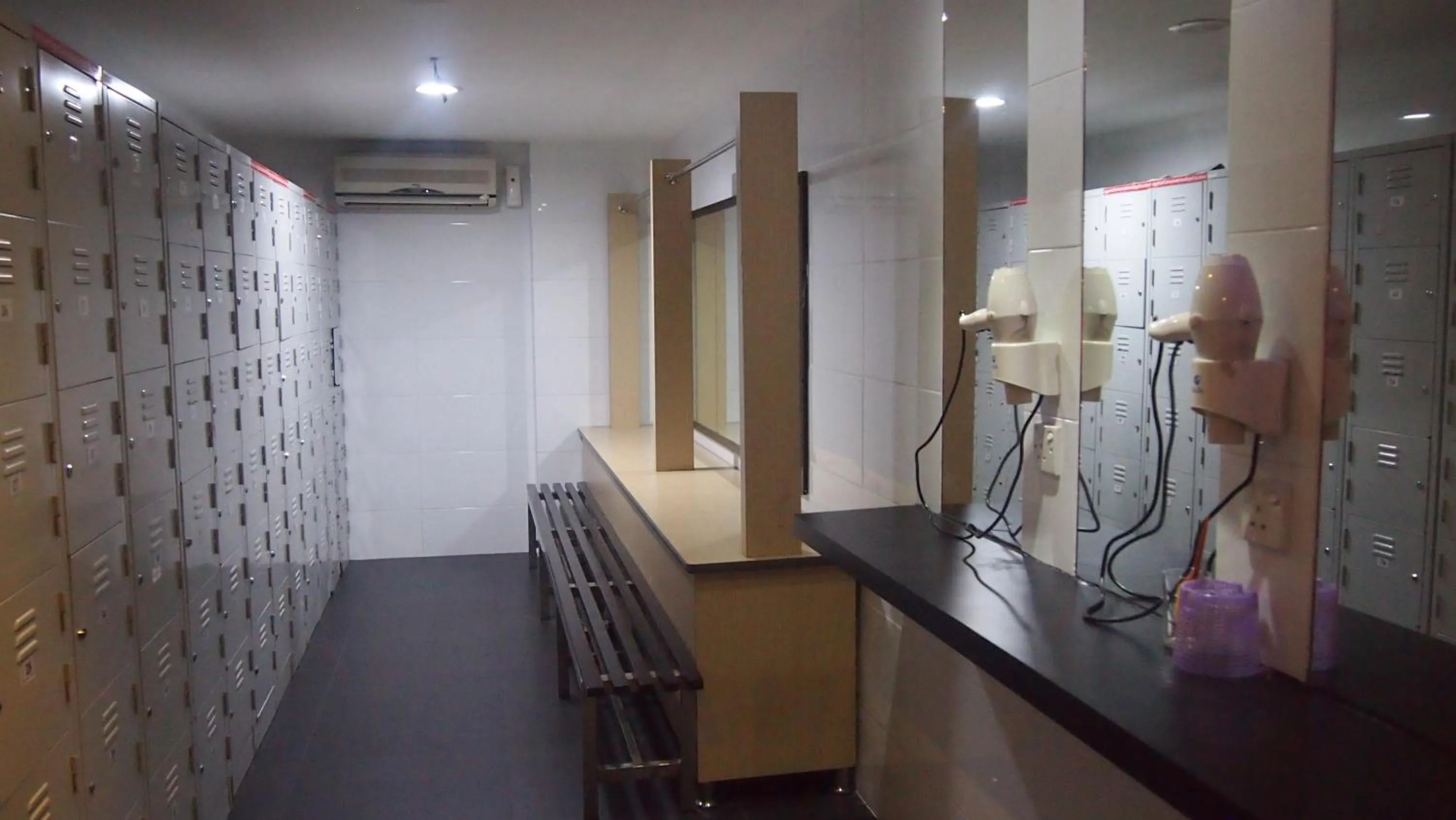 Area and facilities in 89 Hotel