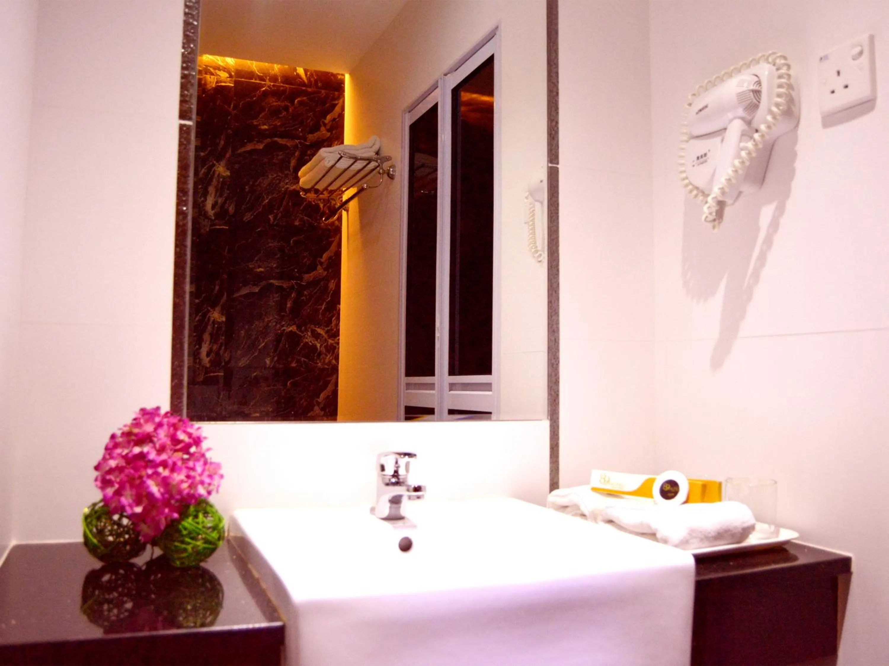 Bathroom in 89 Hotel