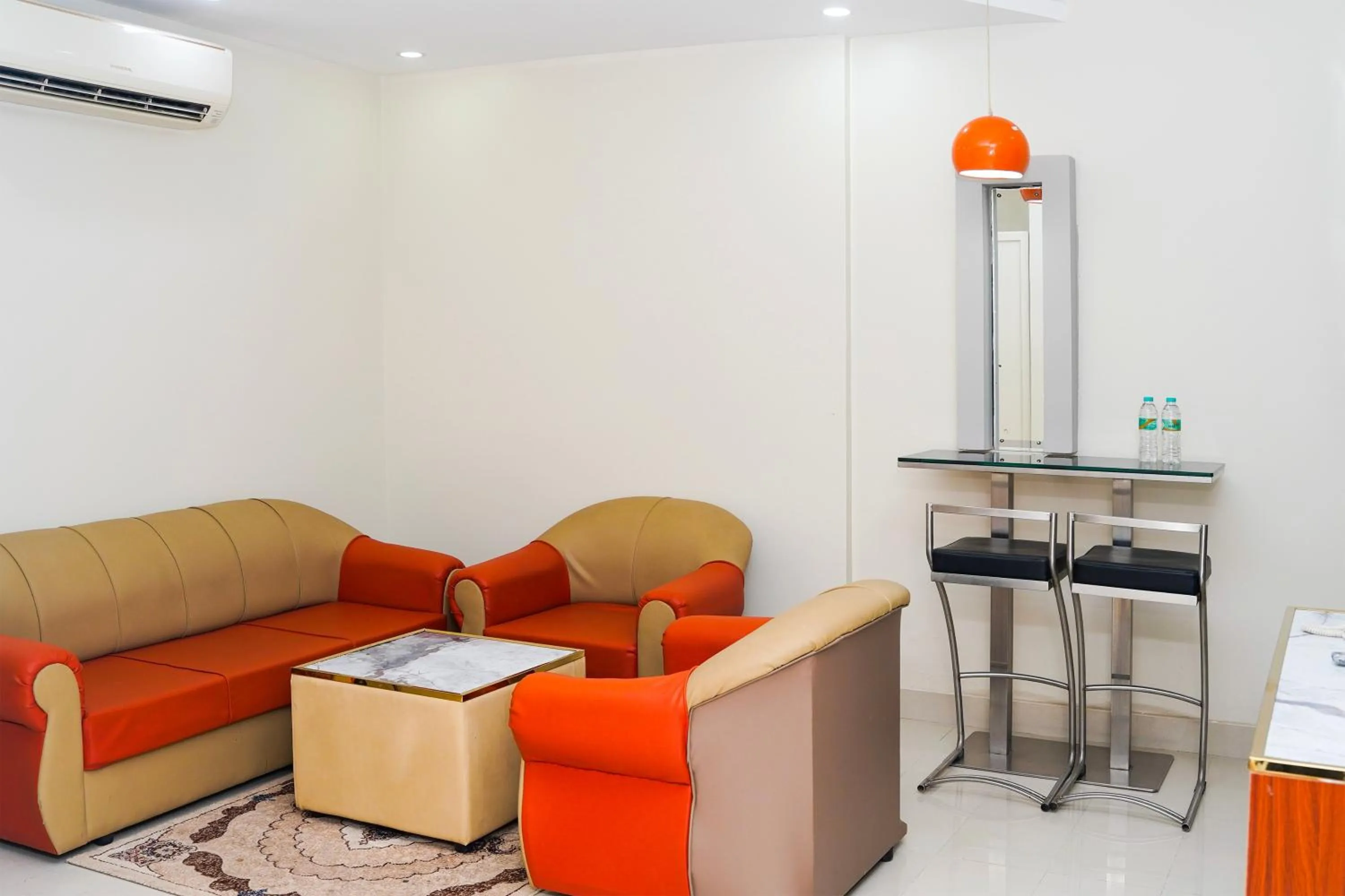 Bedroom in Albayrahaa Hotel