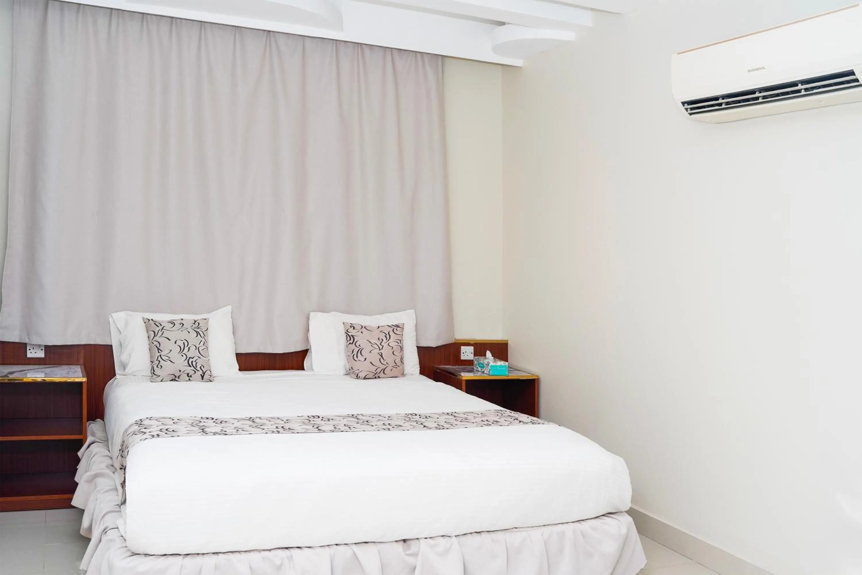 Bedroom, Bed in Albayrahaa Hotel