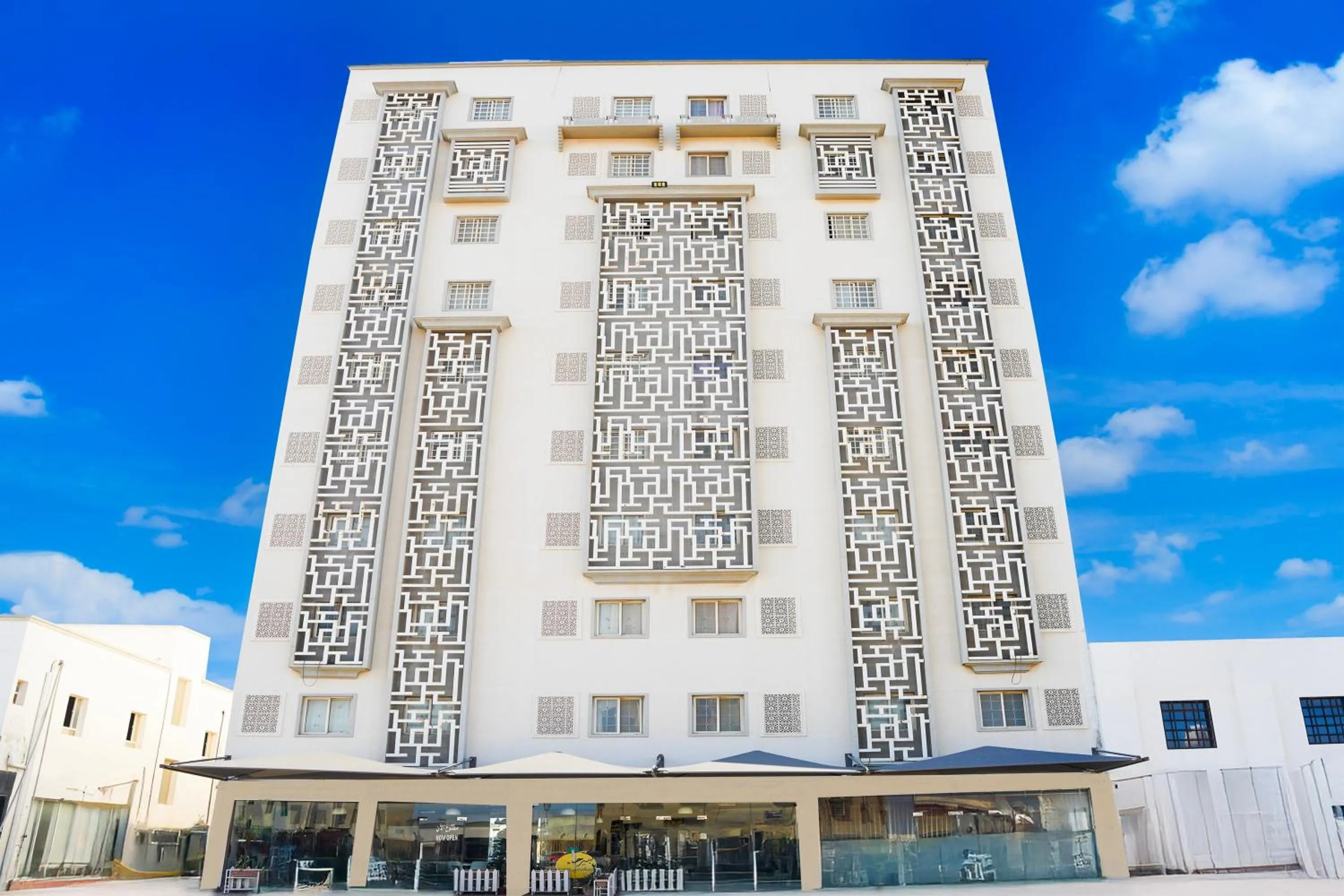 Facade/entrance in Albayrahaa Hotel