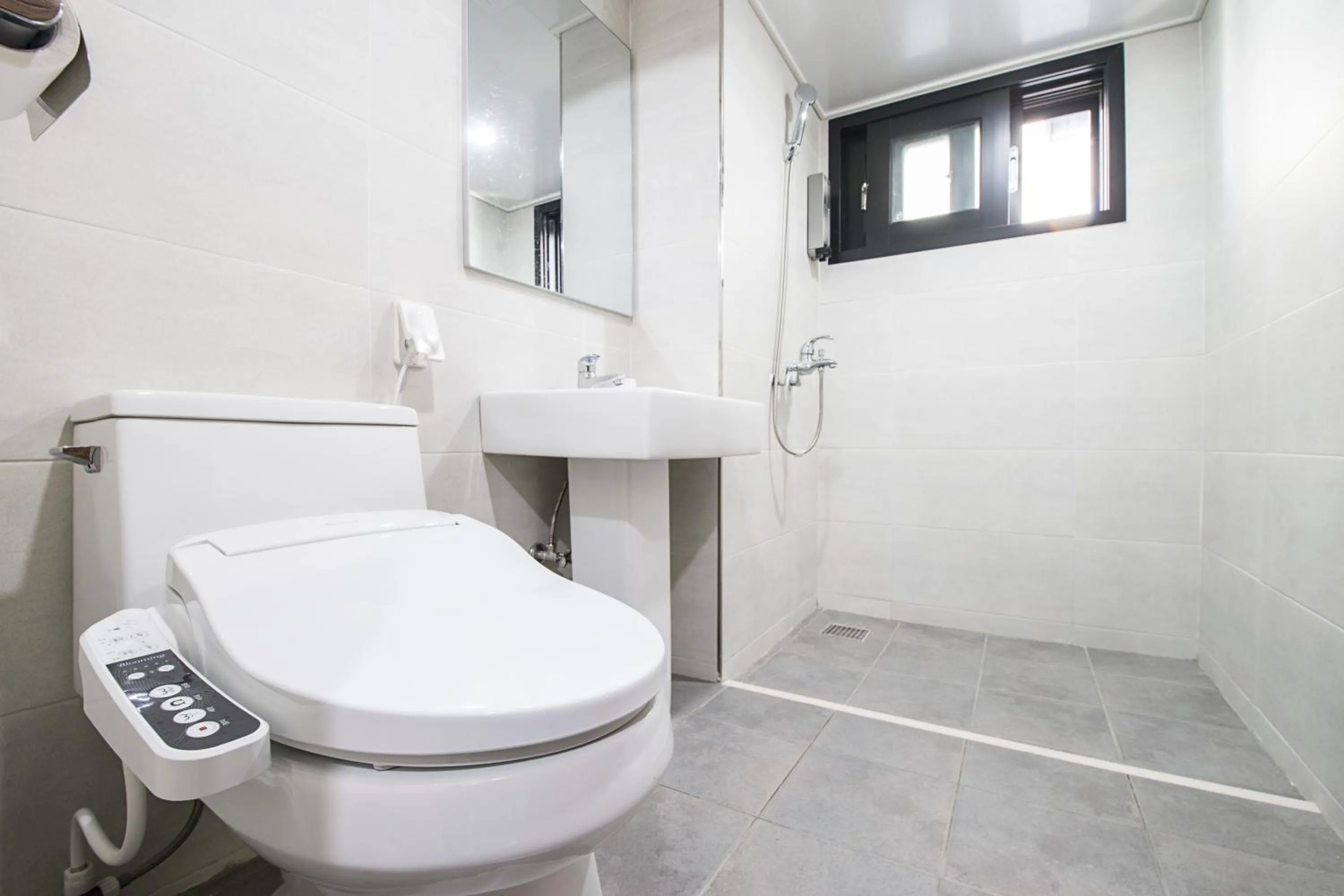 Bathroom in W Ocean Pension