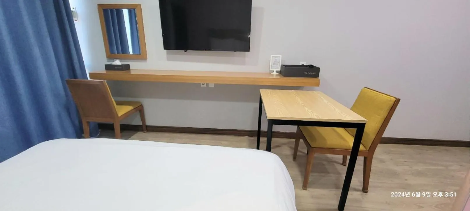 Bed in W Ocean Pension