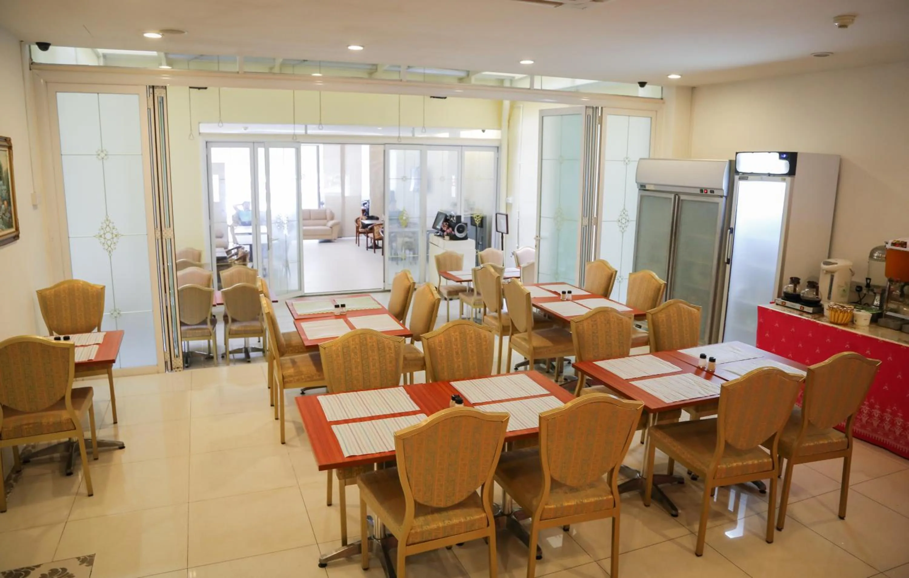 Restaurant/places to eat in Jayleen 1918