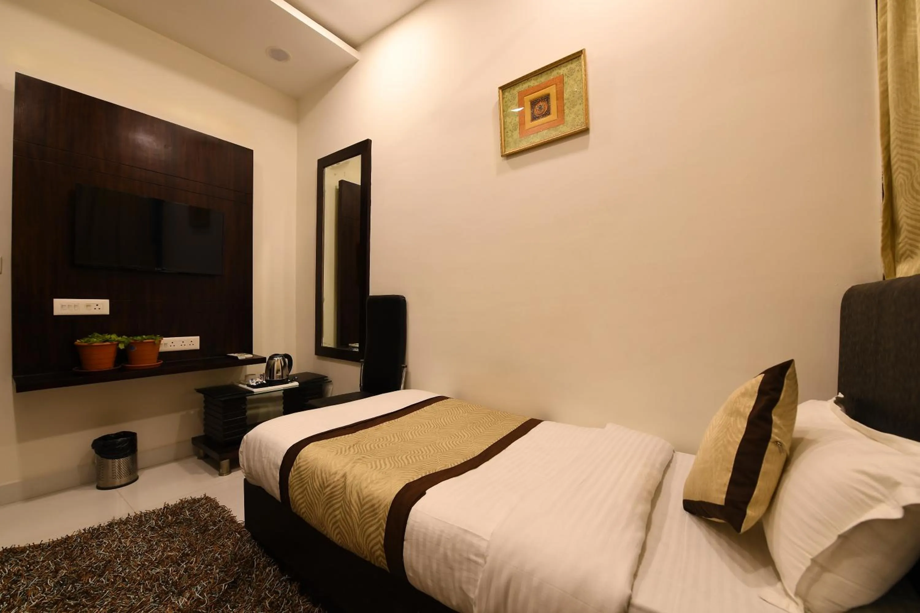 Bed in Madhav Muskan Residency