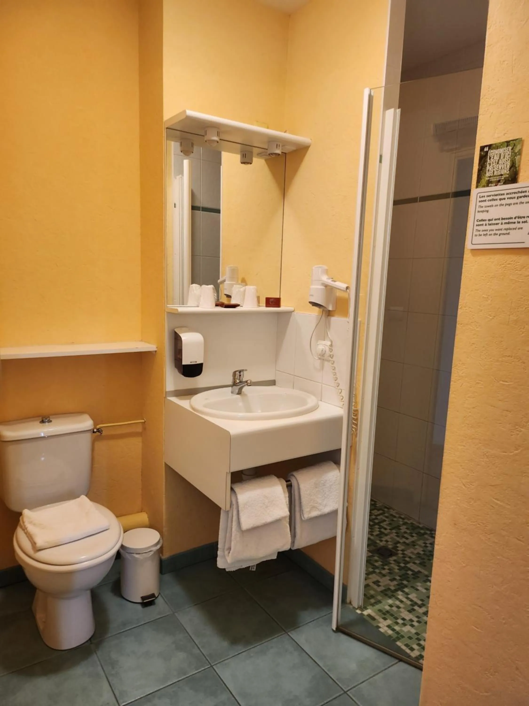Toilet in Relais De La Grange