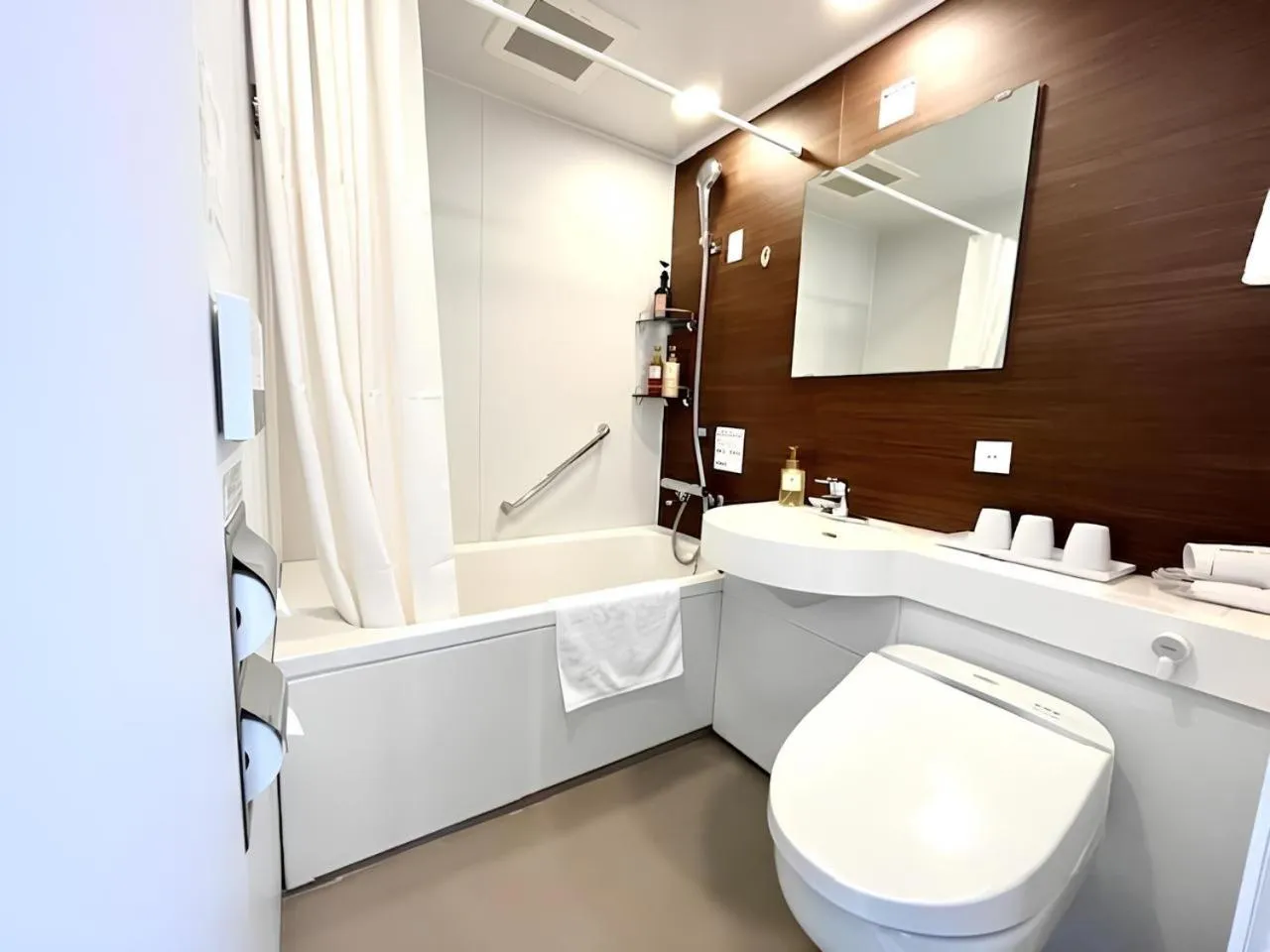 Bathroom in Henn na Hotel Tokyo Nishikasai