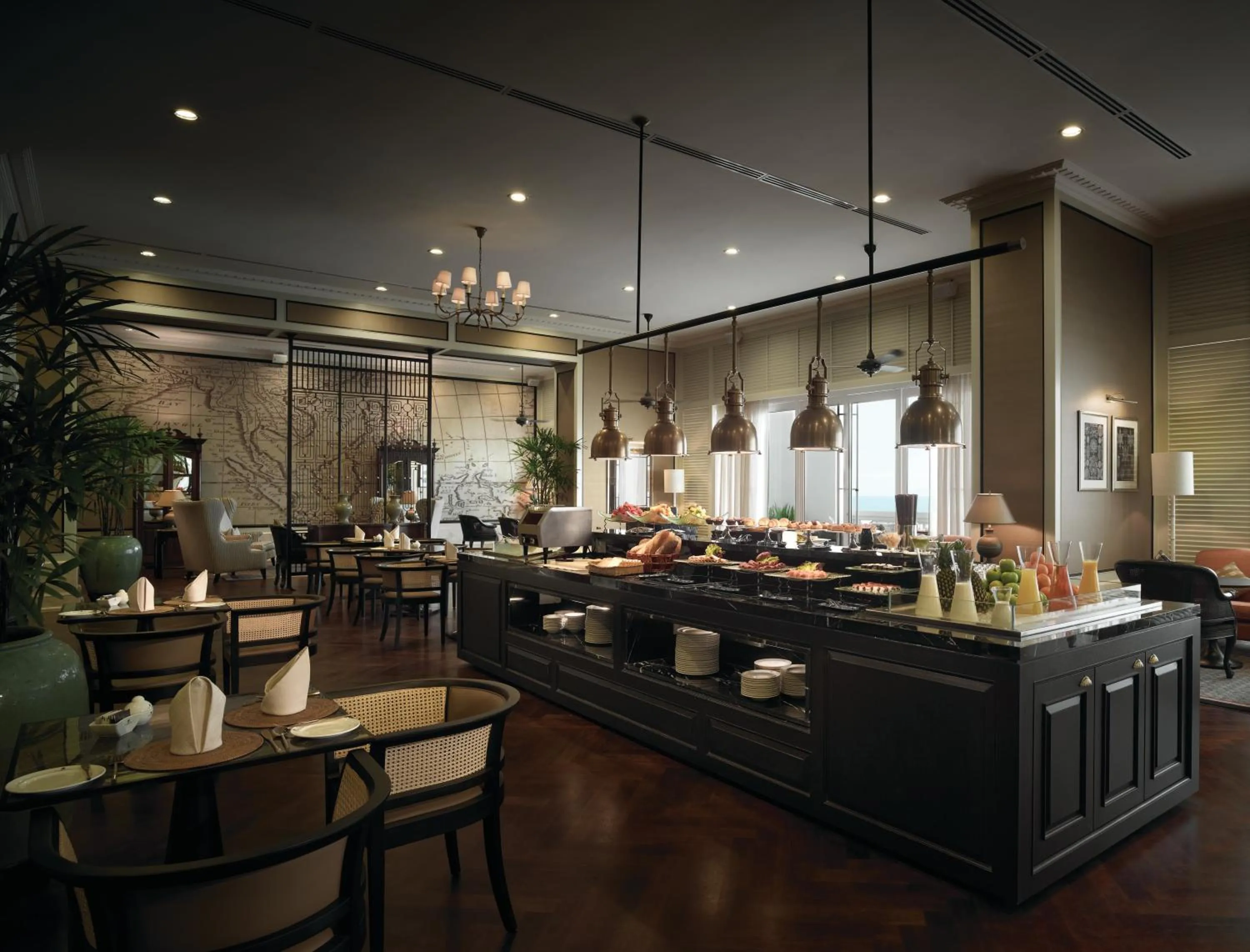 Restaurant/places to eat in Eastern & Oriental Hotel