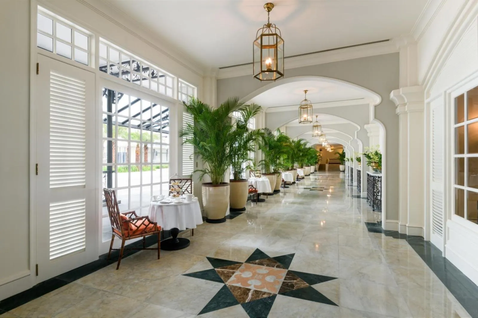 Area and facilities in Eastern & Oriental Hotel