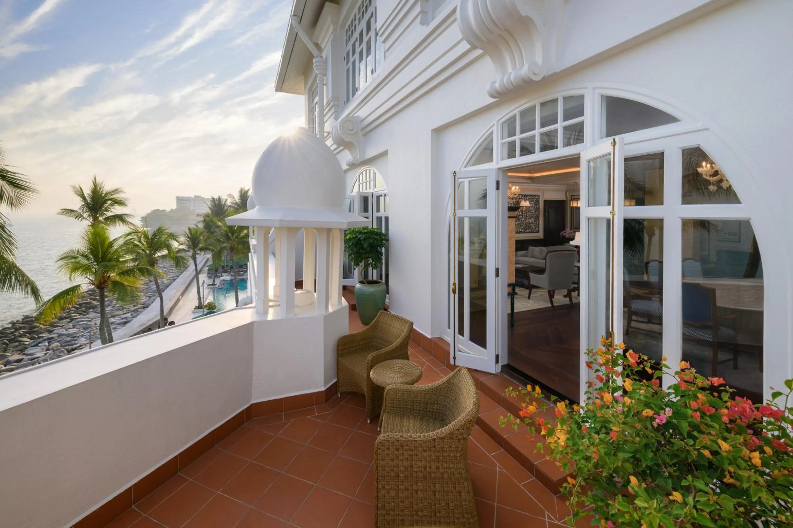 Balcony/Terrace in Eastern & Oriental Hotel