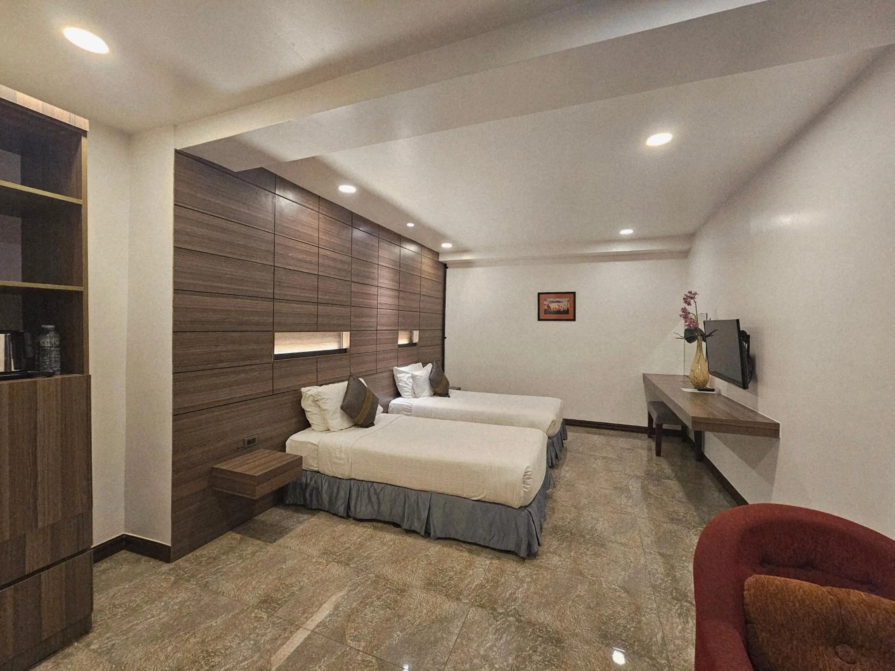 TV and multimedia, Bed in Family Boutique Hotel