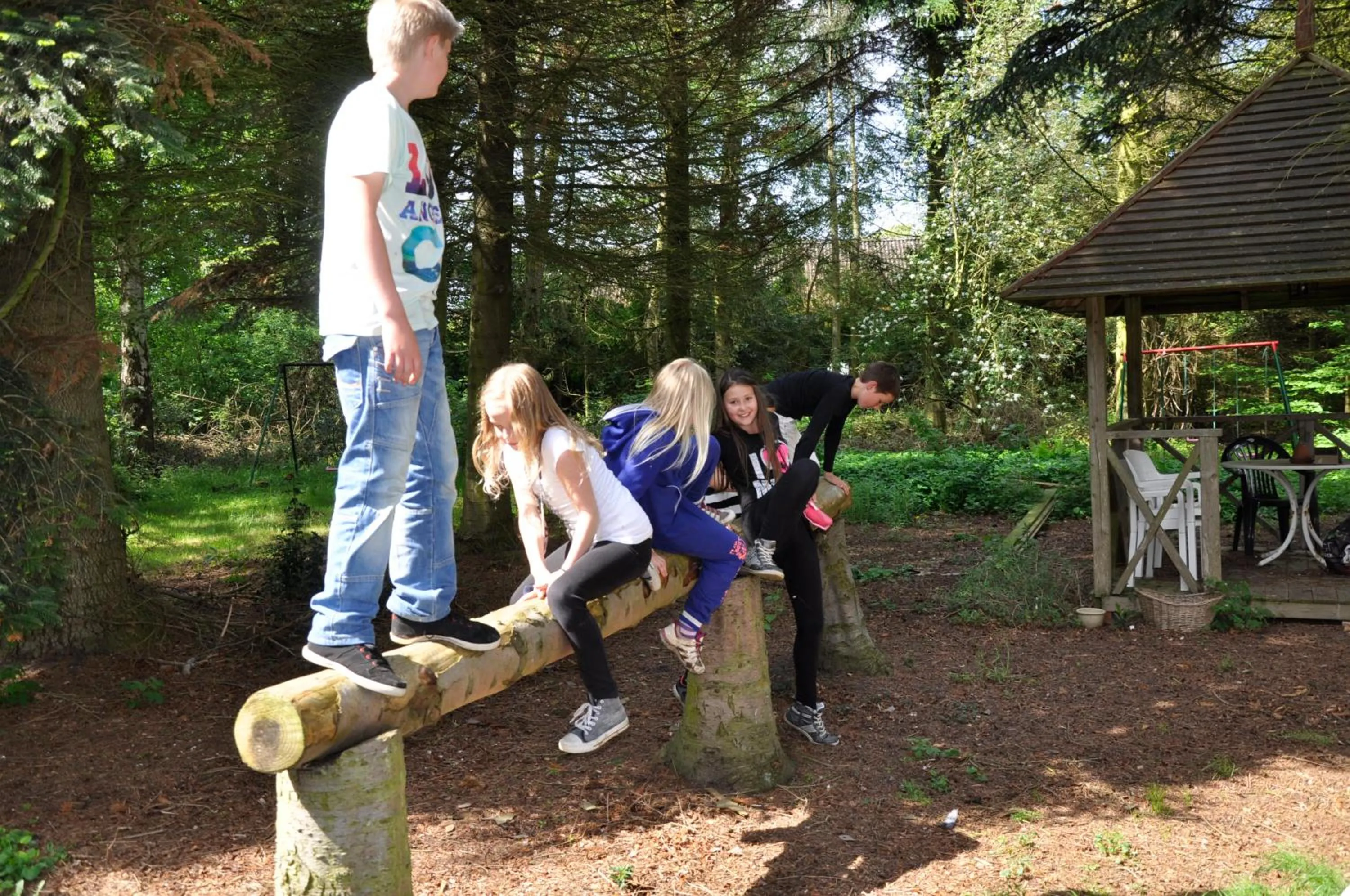 Children play ground in Lundsgaard Bed & Breakfast
