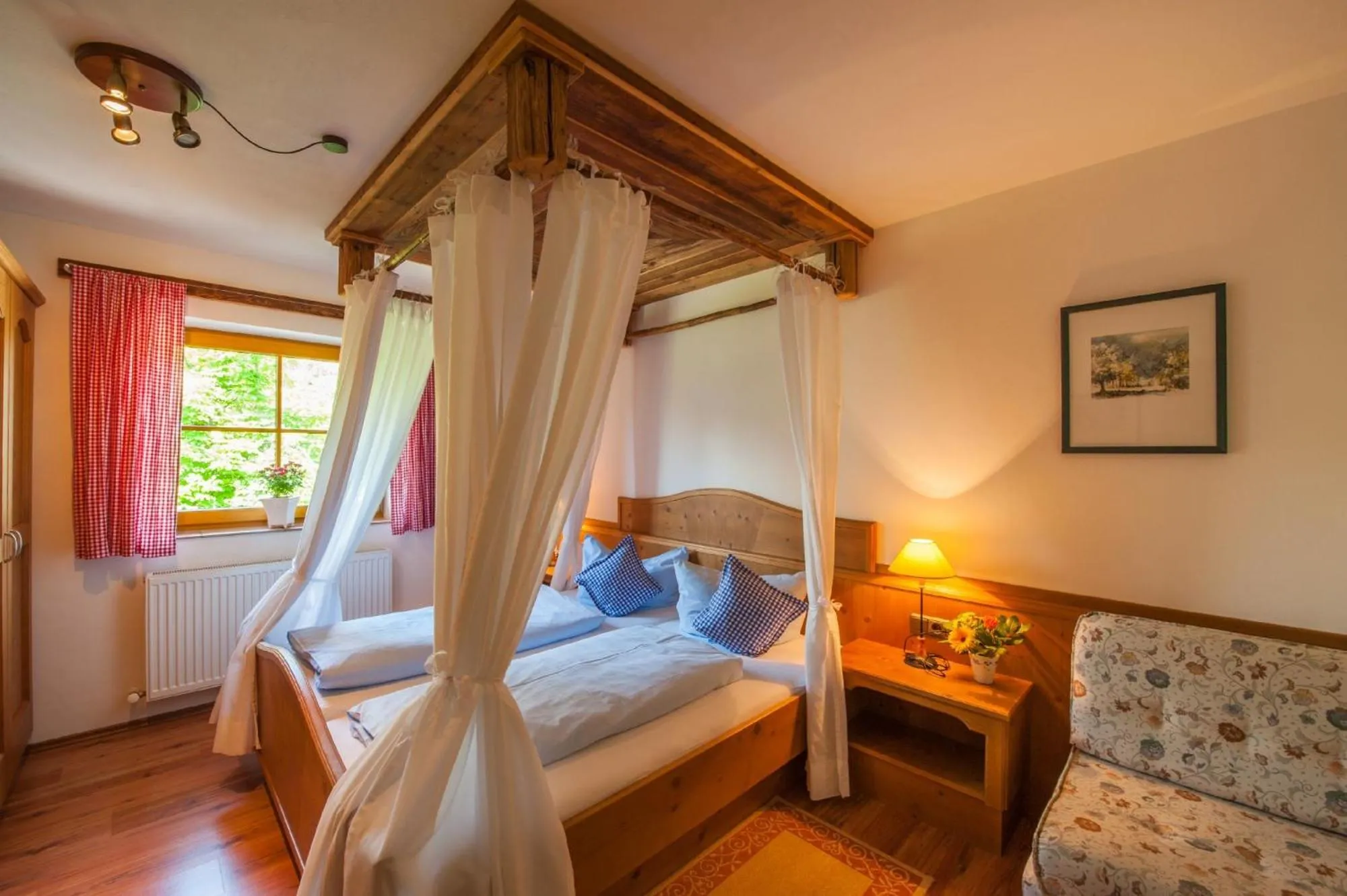 Day, Bed in Zugspitzhotel Diana Thörle