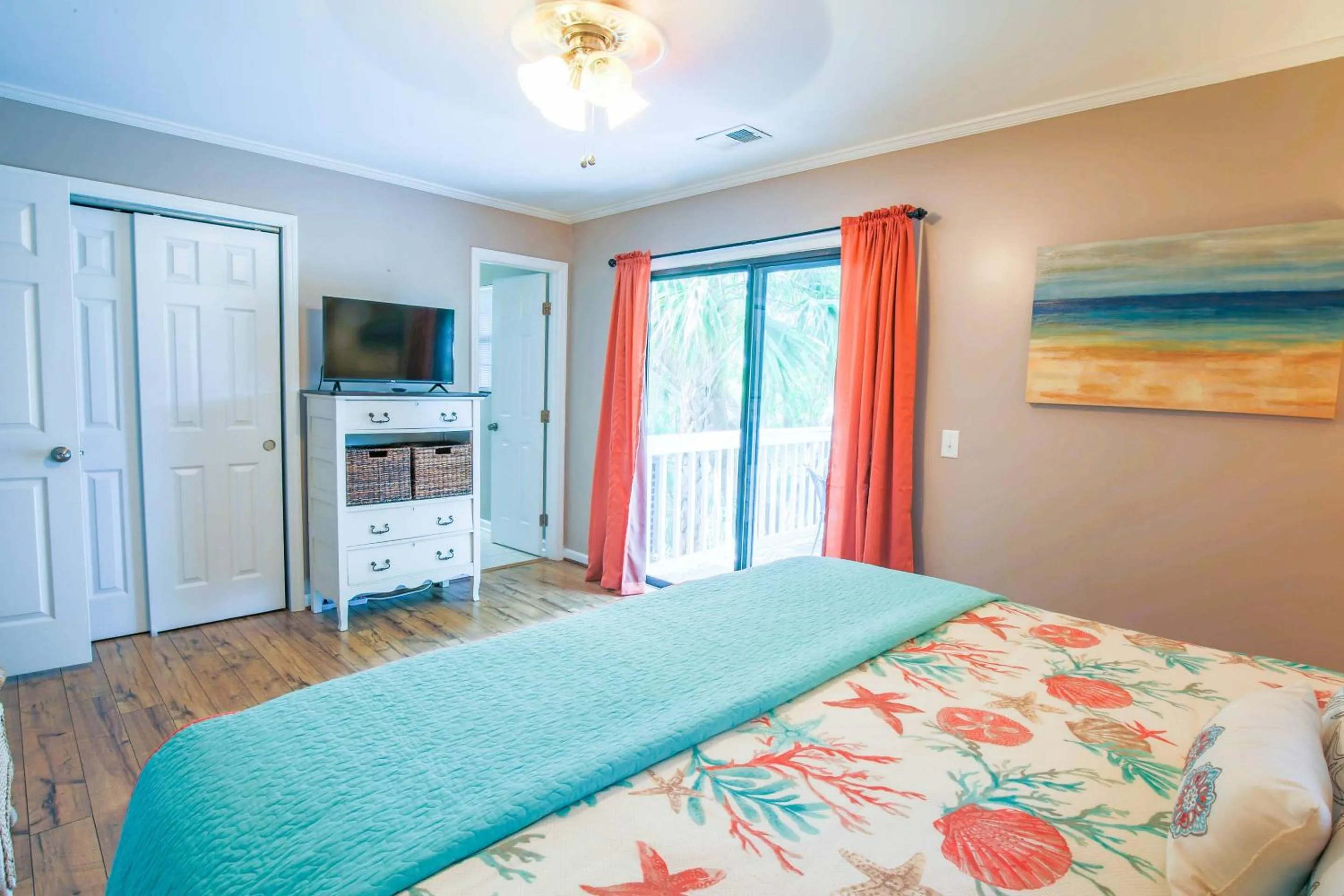 Bed in Mermaid’s Folly