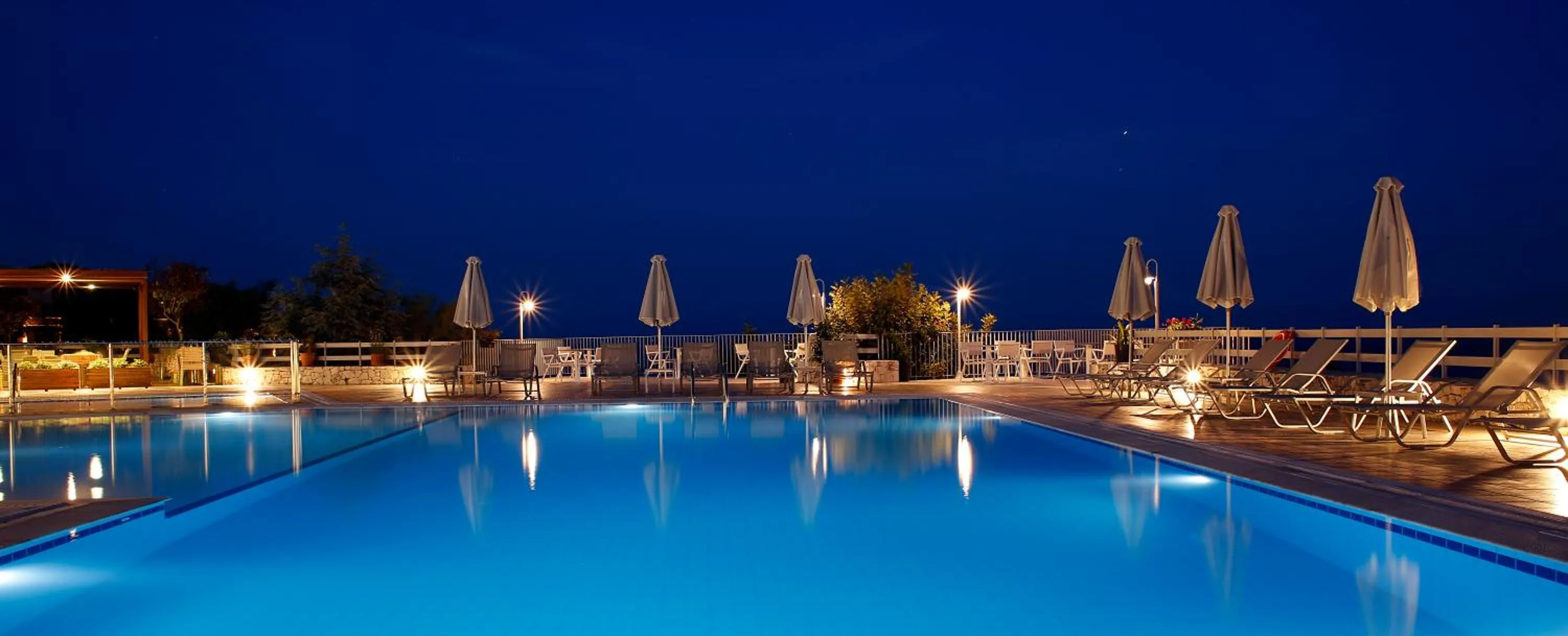 Swimming pool in Asteris Hotel