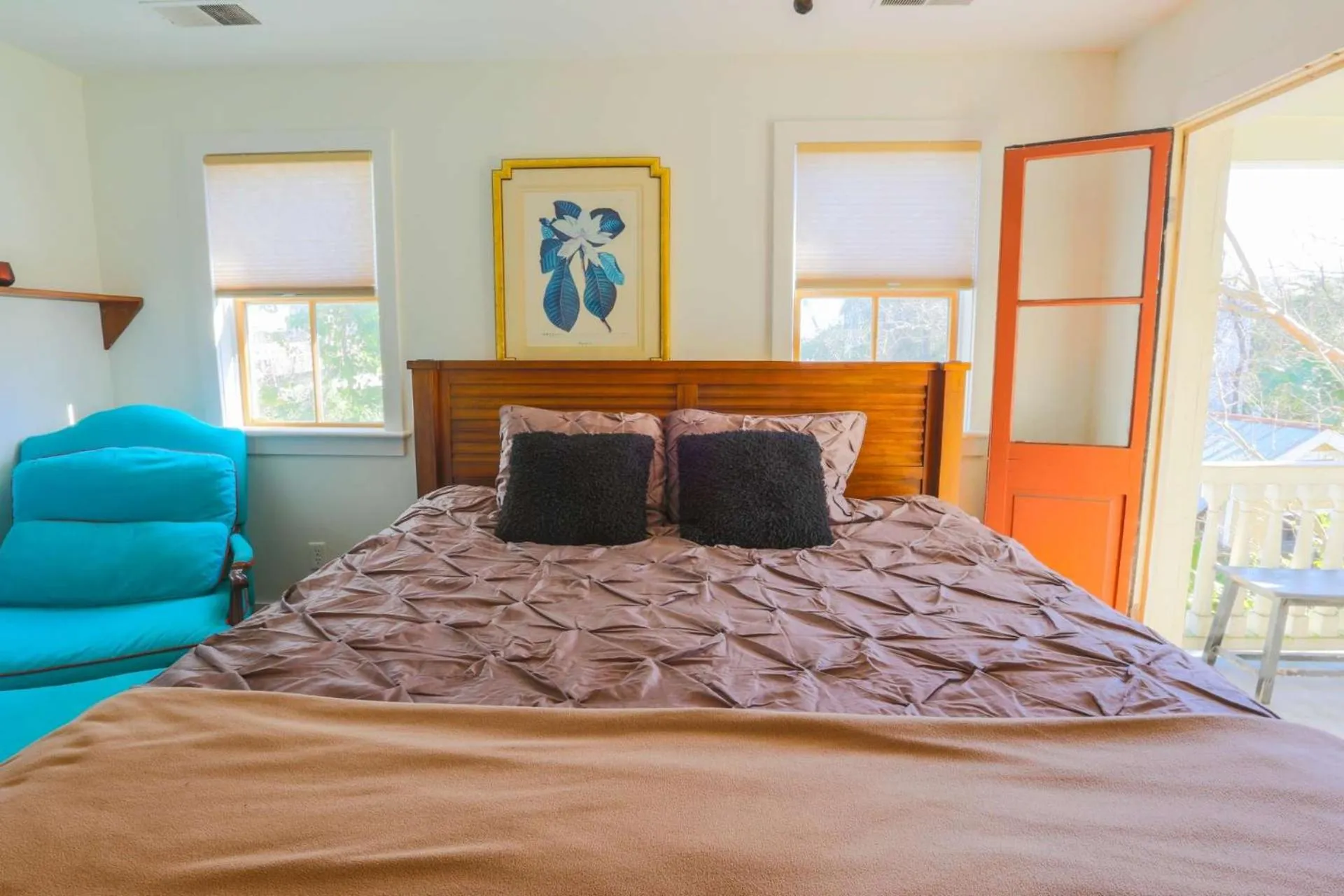 Bed in Sweet Spacious Suite