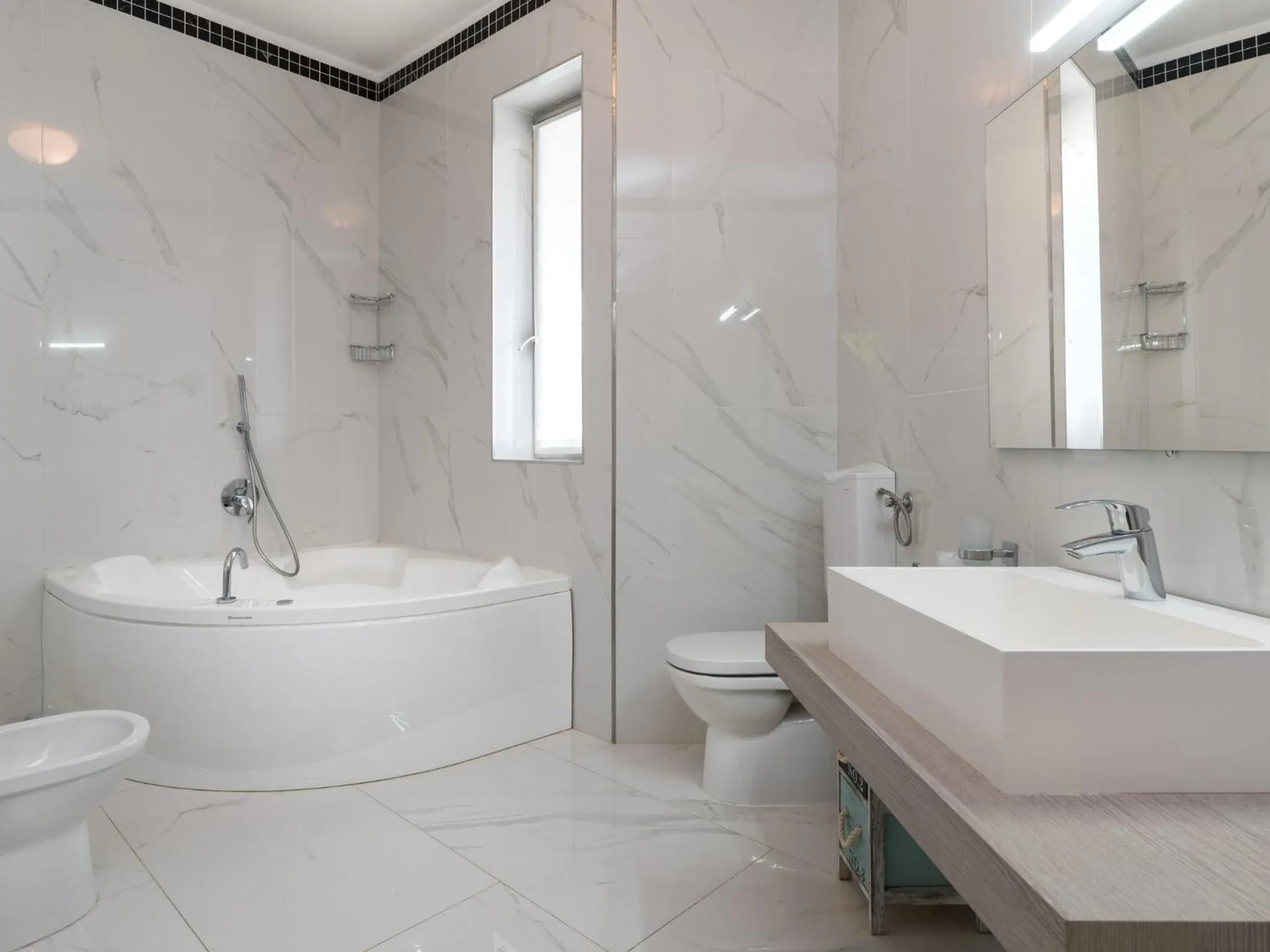 Hot Tub in Villa Cappellina