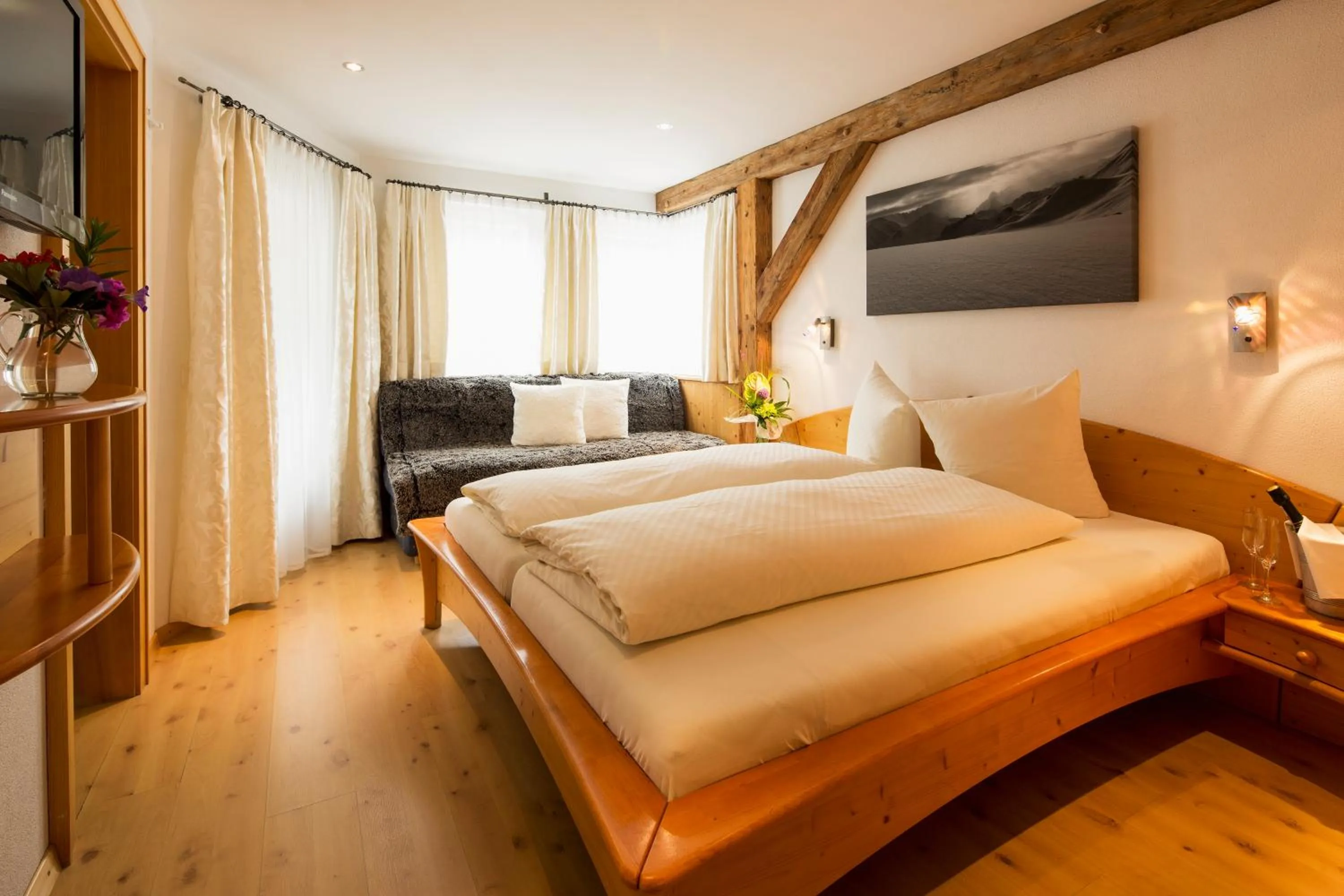Photo of the whole room, Bed in LARET private Boutique Hotel - Adults only