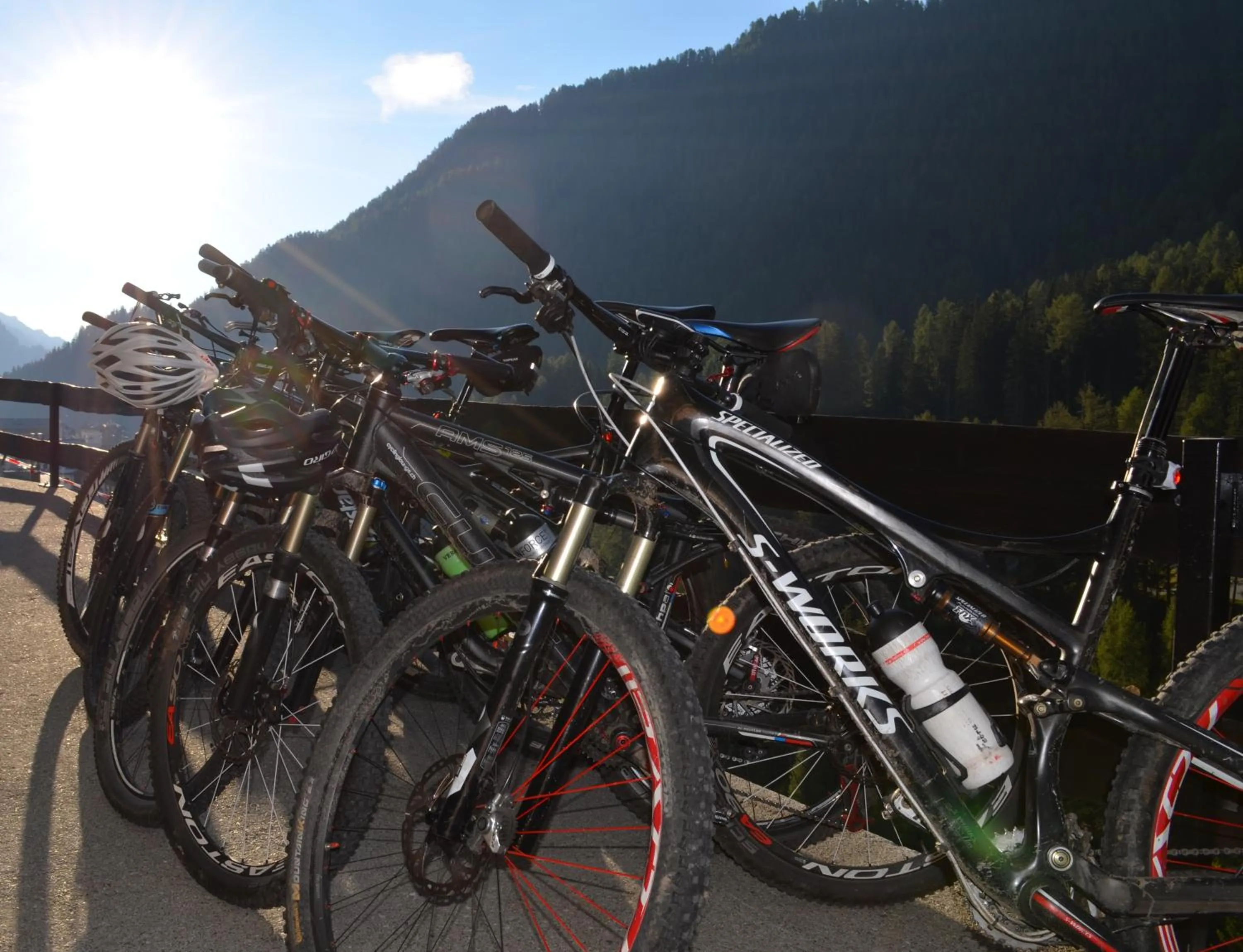 Hiking in LARET private Boutique Hotel - Adults only