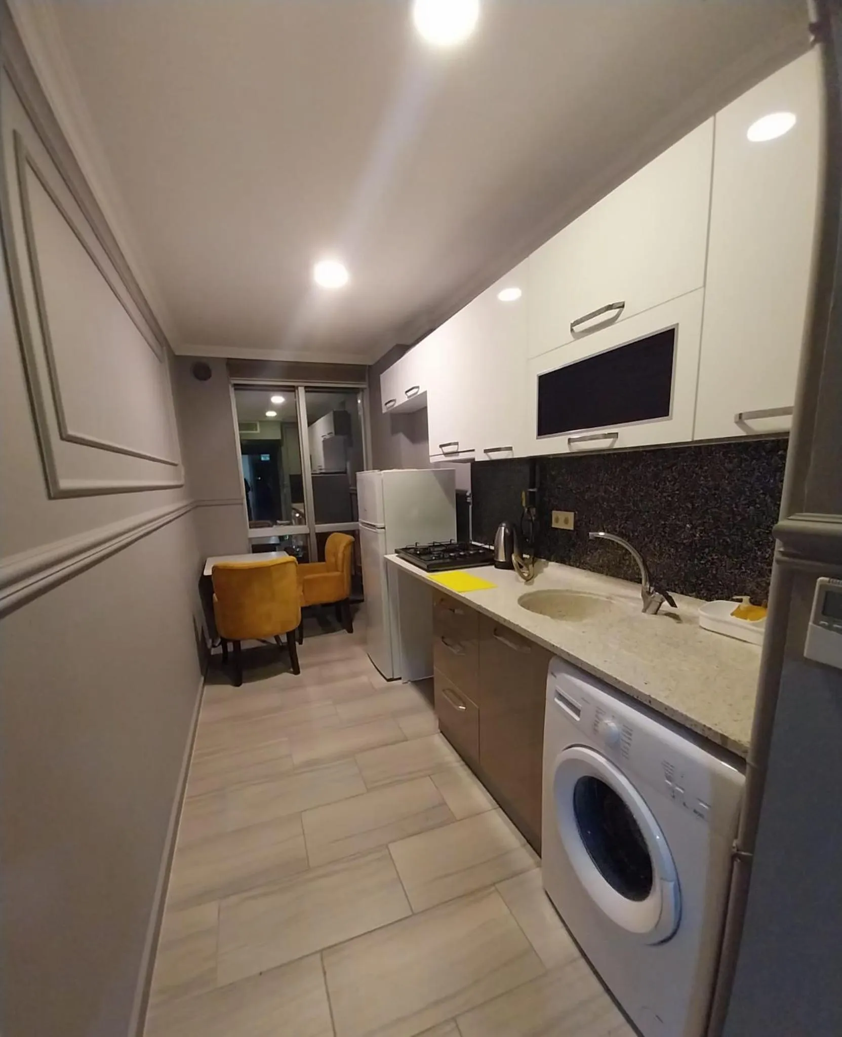 Kitchen or kitchenette in TRABZON Asel Suite Otel