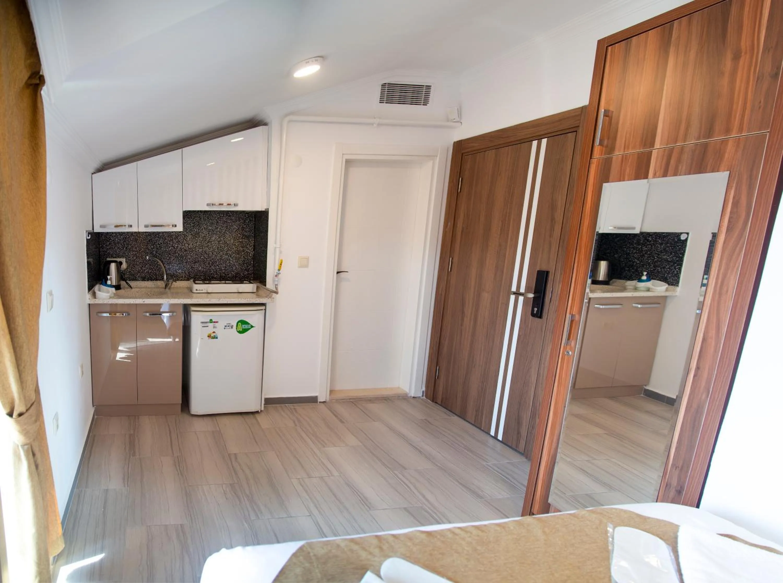 Kitchen or kitchenette in TRABZON Asel Suite Otel