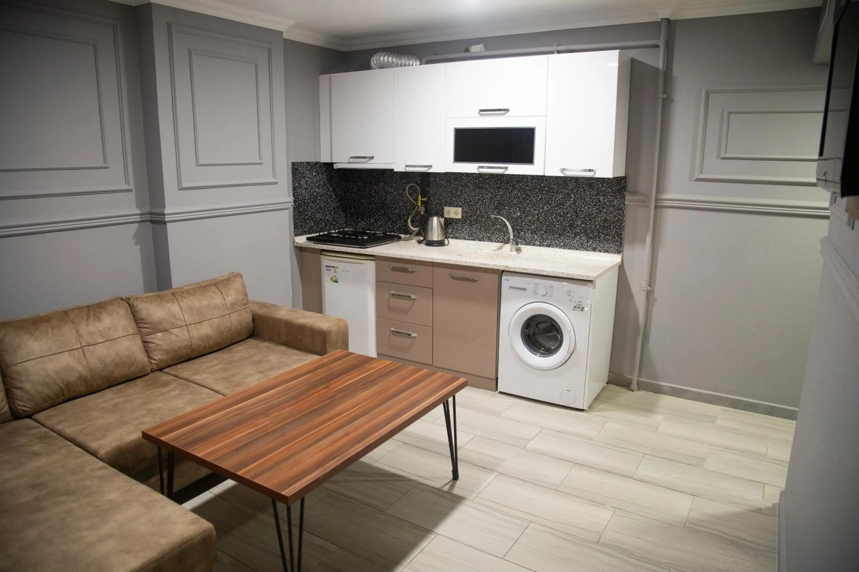 Kitchen or kitchenette in TRABZON Asel Suite Otel