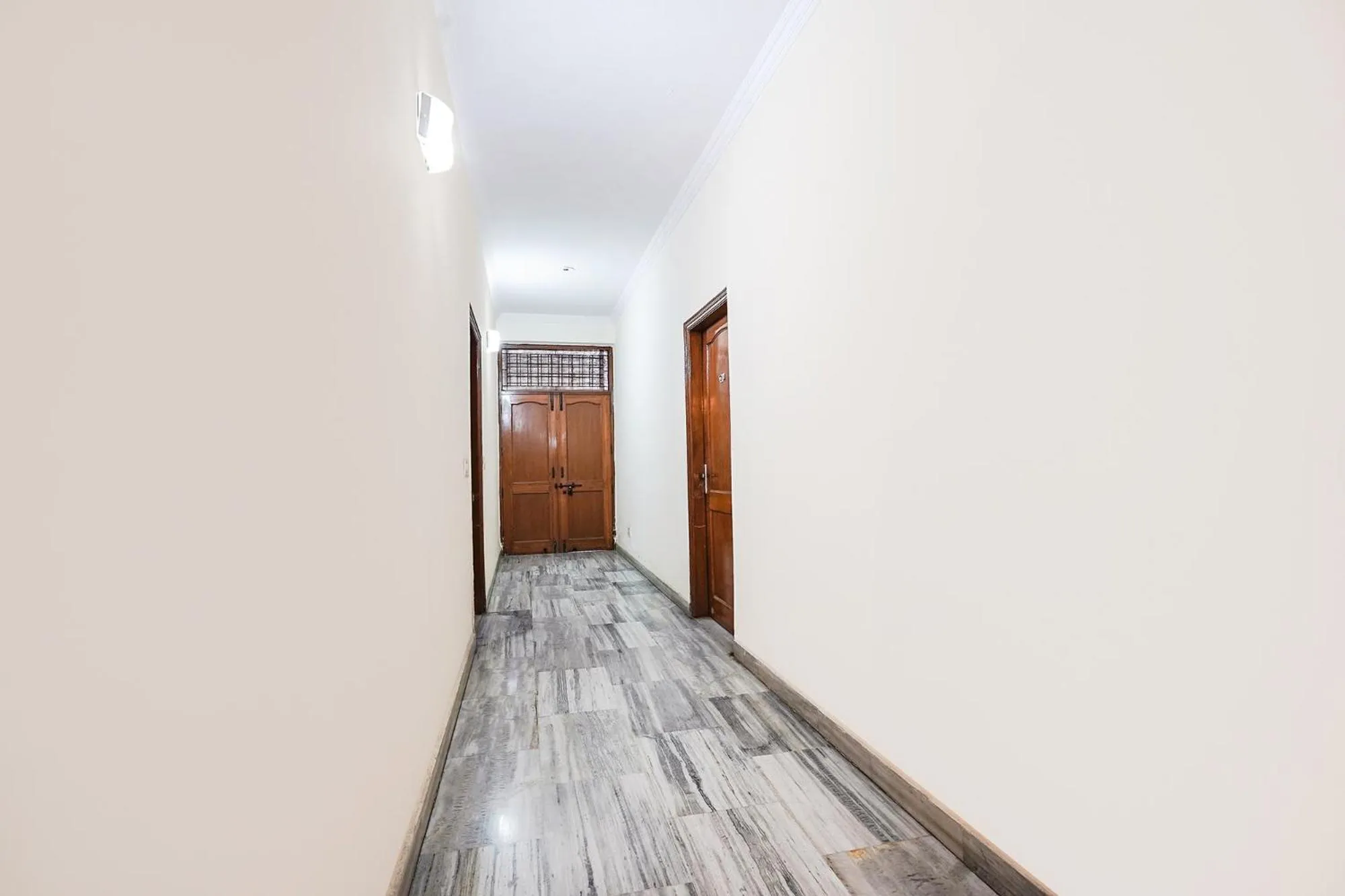 Lobby or reception in FabHotel Ivy Inn Sector 35