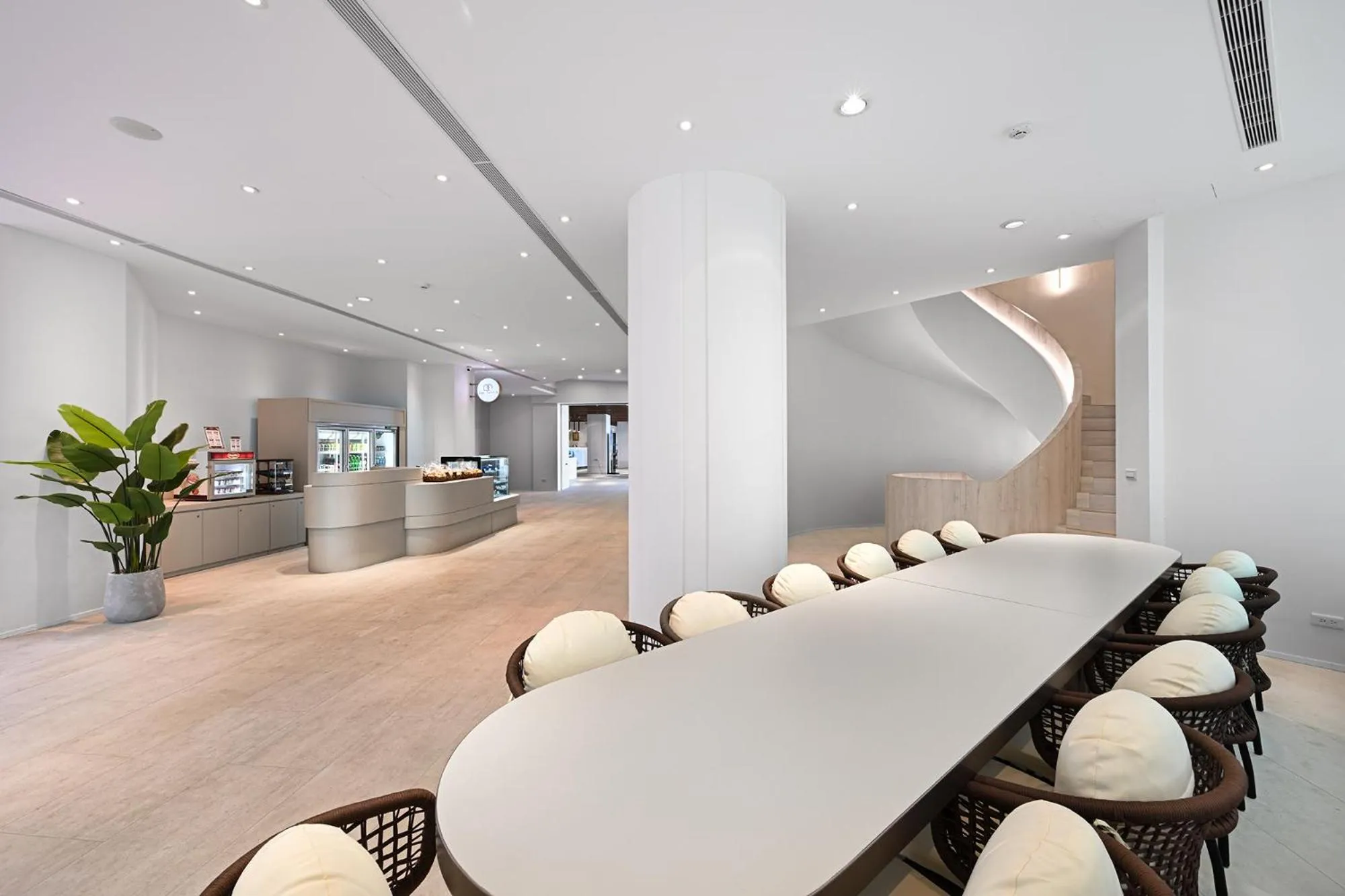 Seating area in CT Green Bay Hot-Spring Hotel