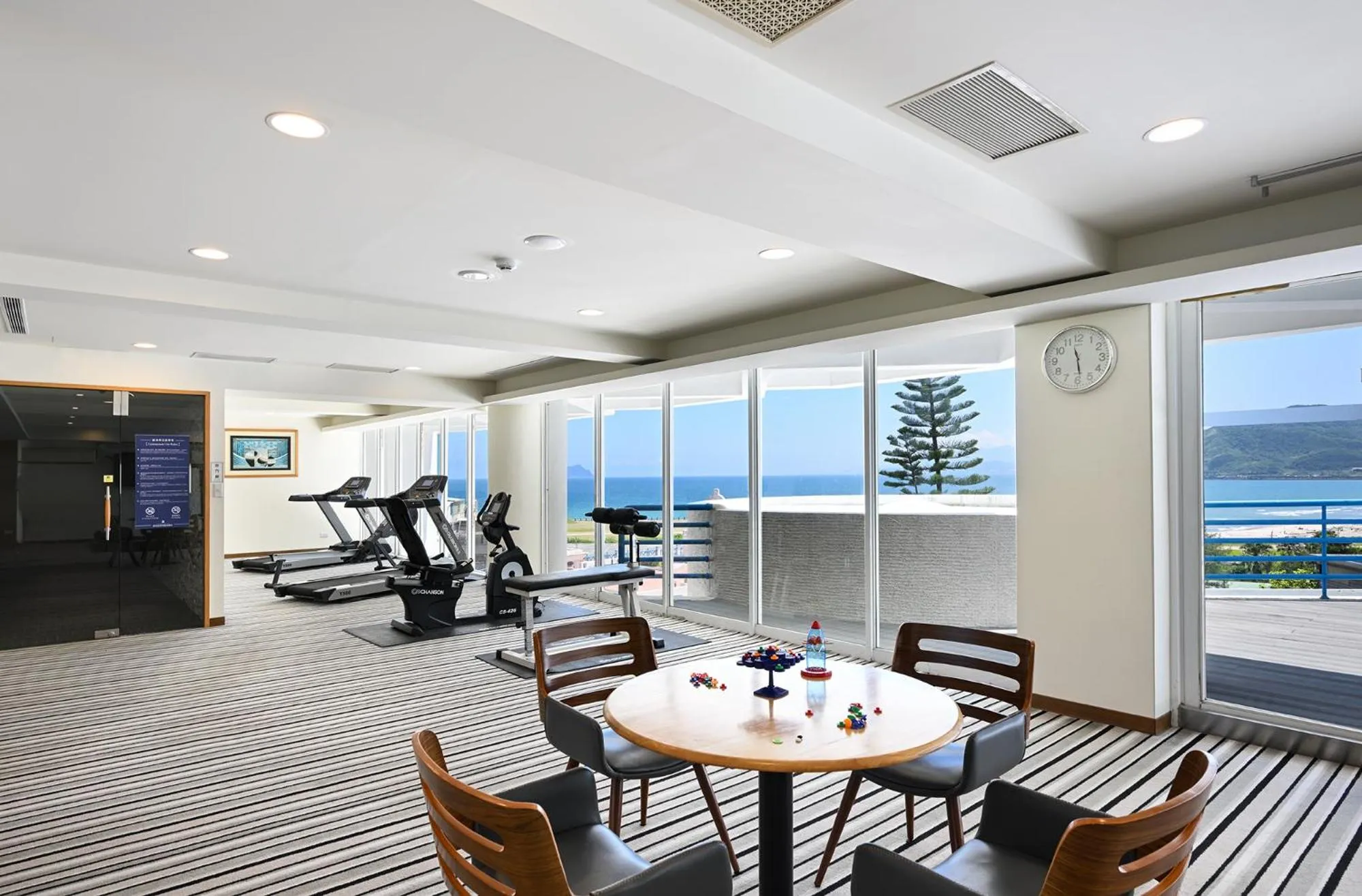 Natural landscape in CT Green Bay Hot-Spring Hotel