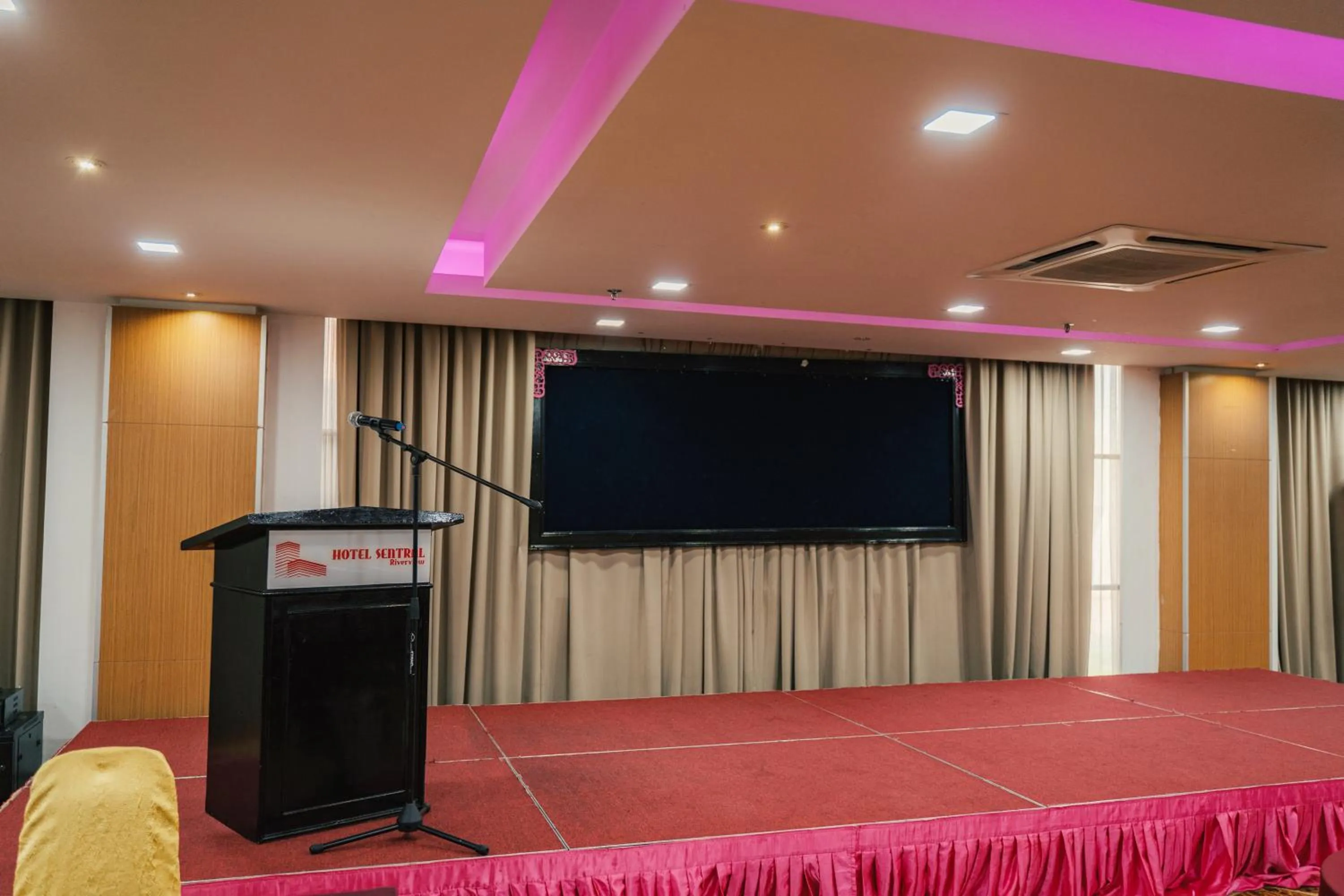 Meeting/conference room in Hotel Sentral Riverview Melaka