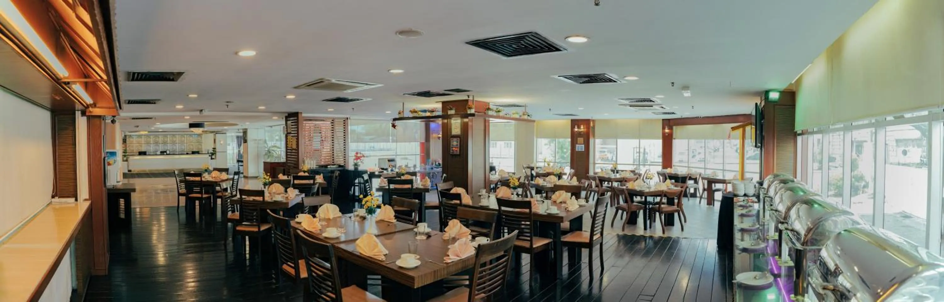 Restaurant/places to eat in Hotel Sentral Riverview Melaka
