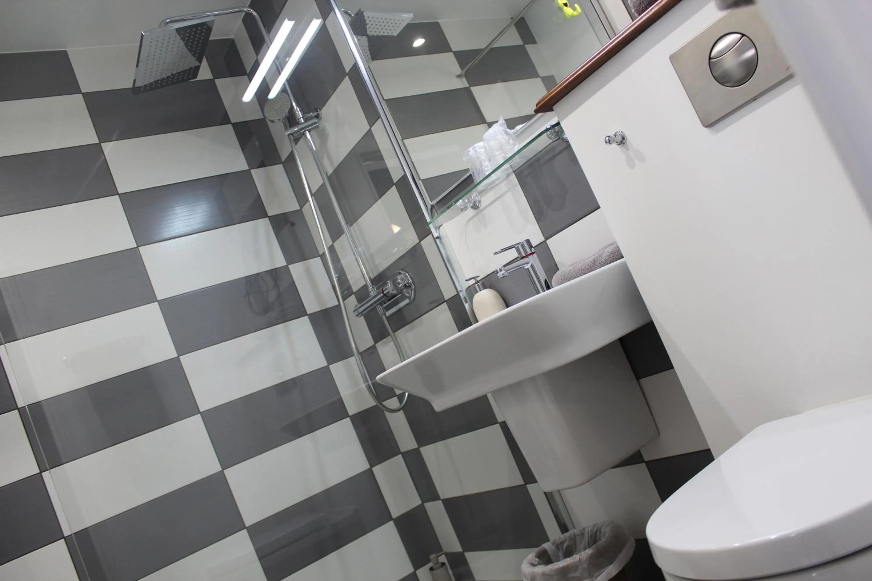 Bathroom in Hypnos Hotel