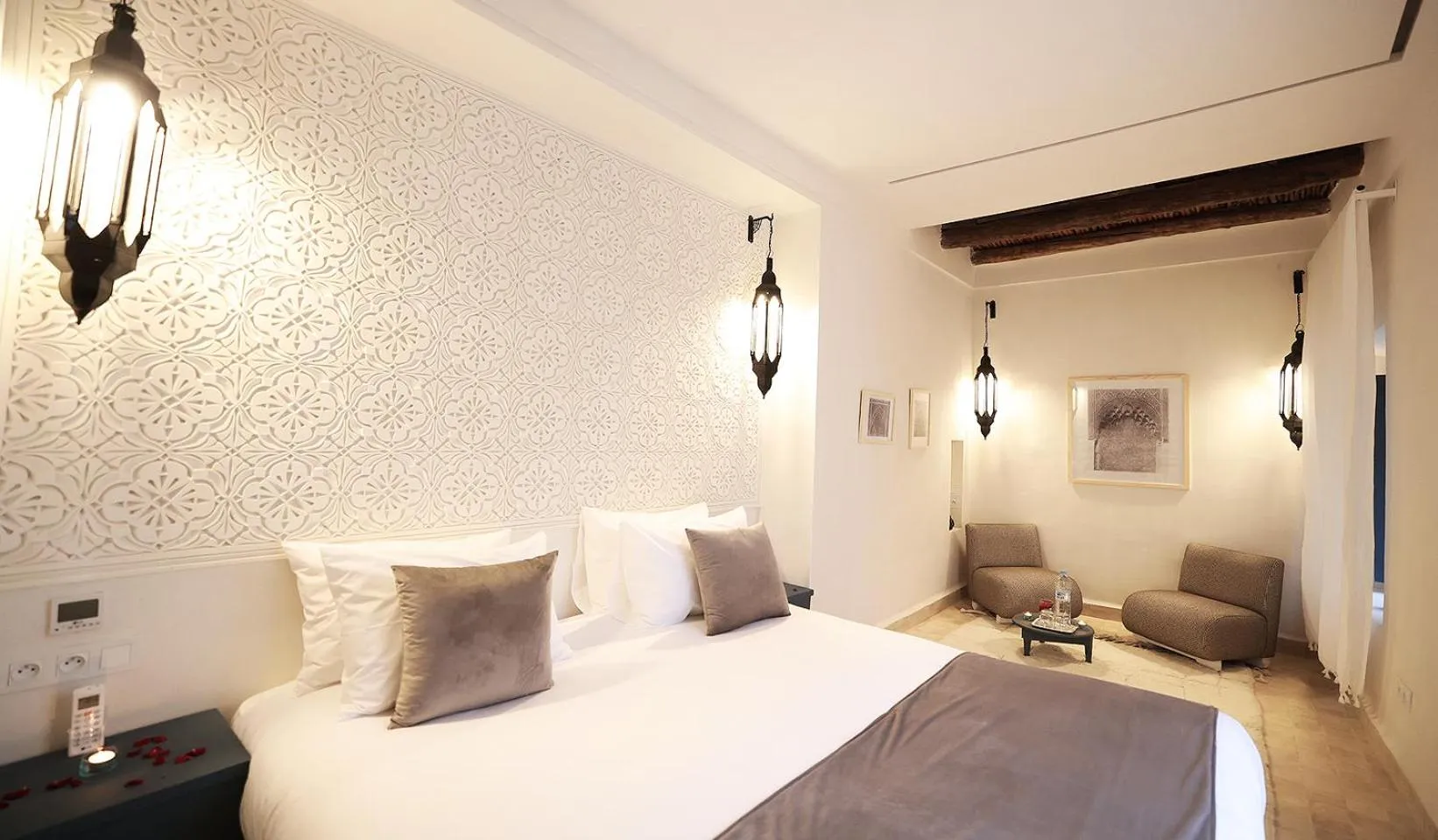 Bedroom, Bed in Hotel & Spa Dar Baraka & Karam