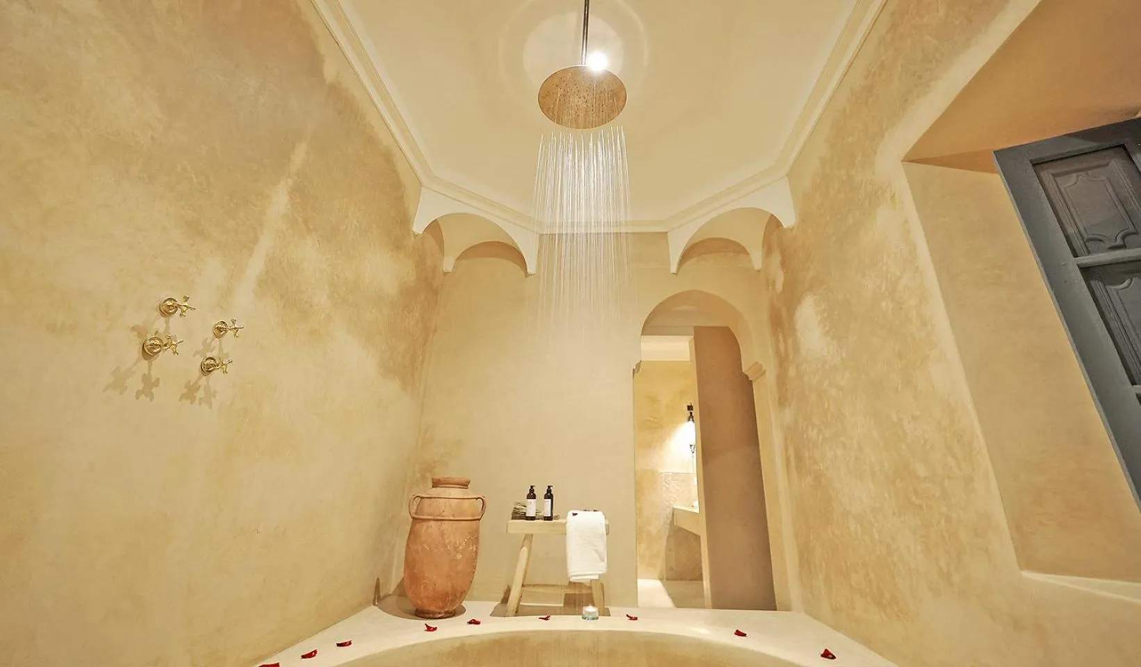 Bathroom in Hotel & Spa Dar Baraka & Karam