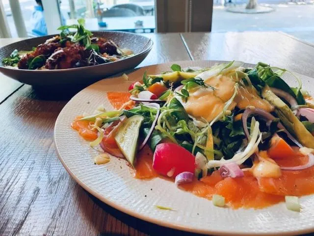 Dinner in Hotel American