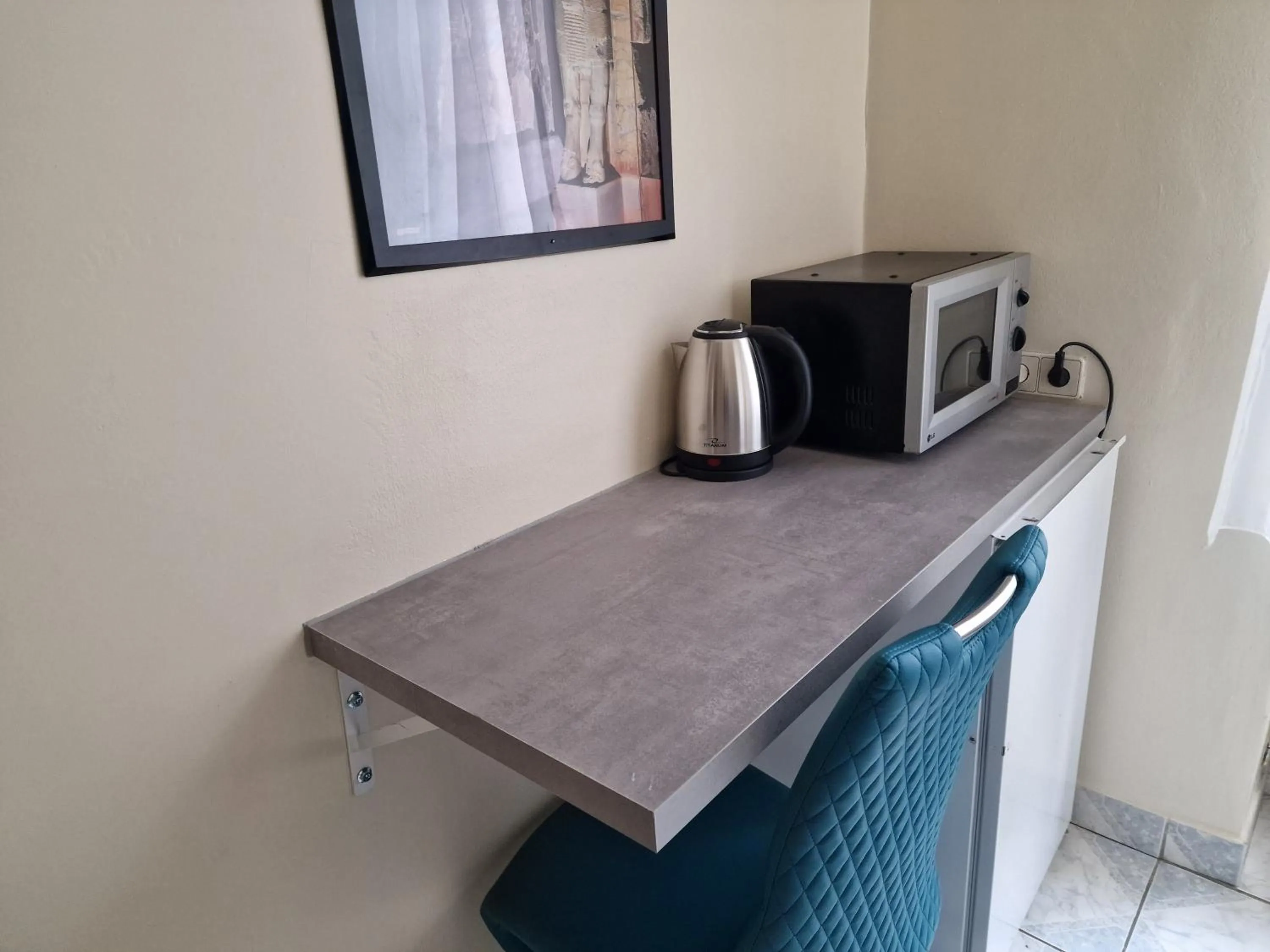 Coffee/tea facilities in Aparthotel LAAERBERG