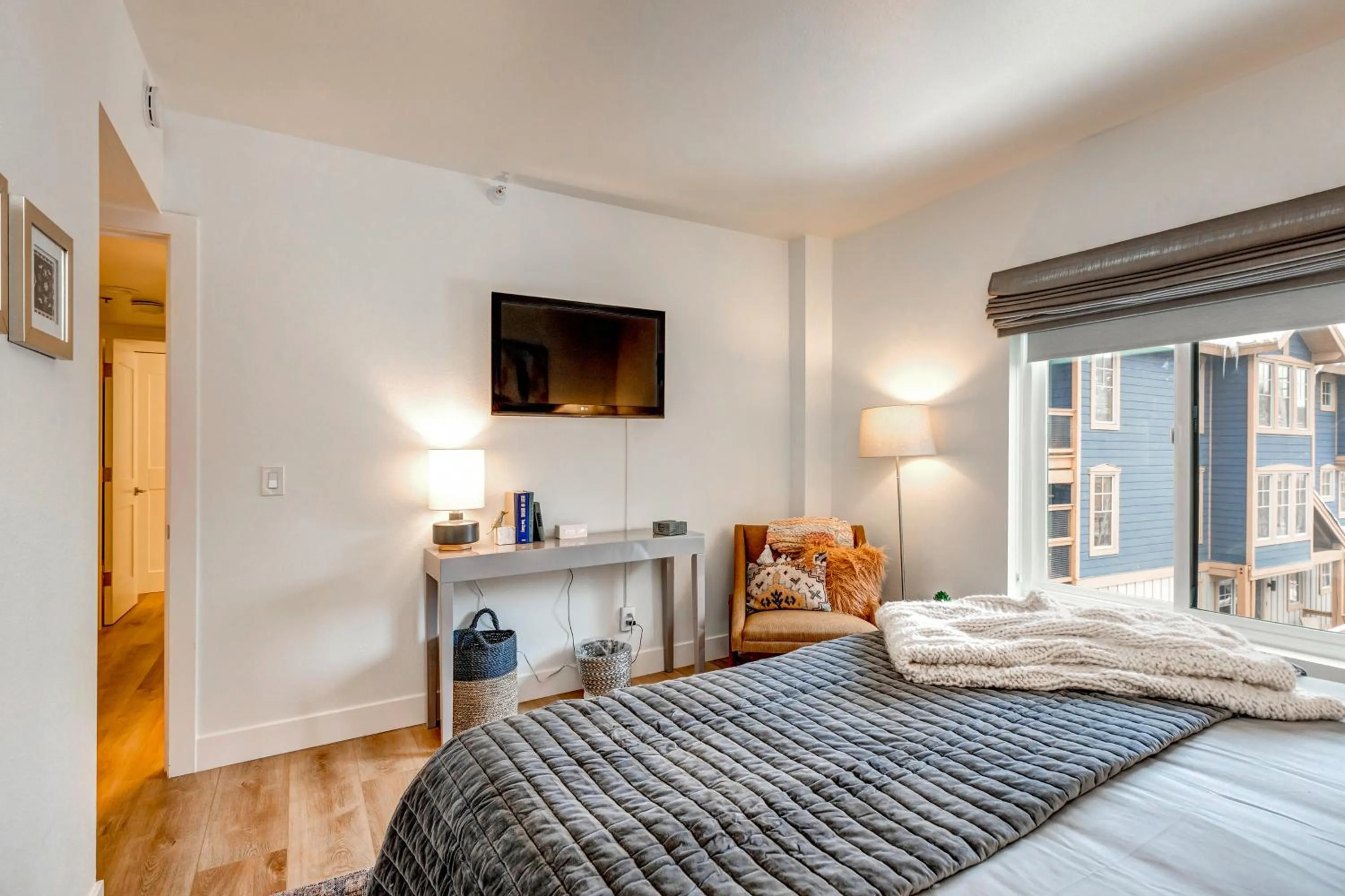 Bed in Park Station Luxury Retreat