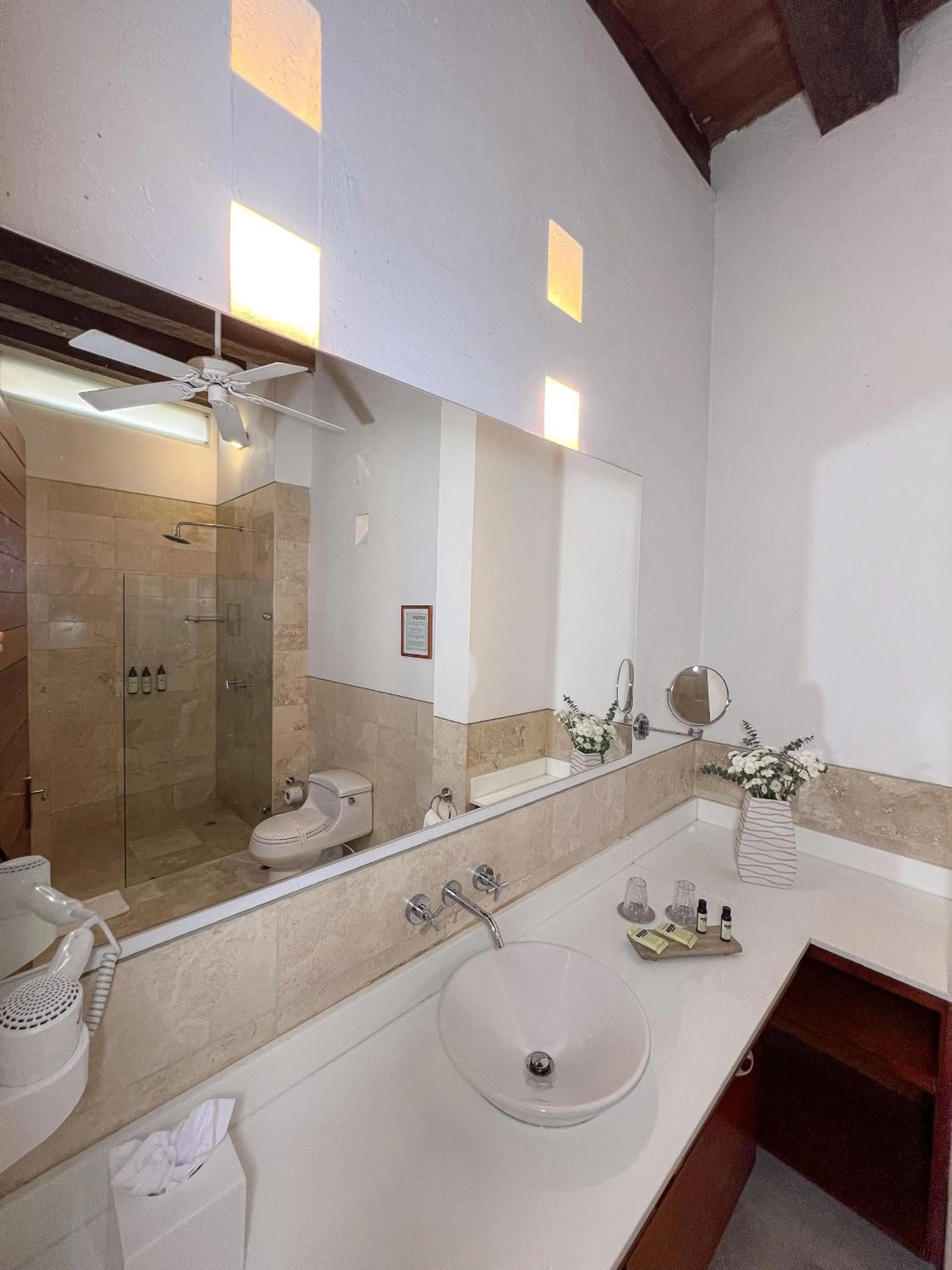 Bathroom in Casa Claver Loft Boutique Hotel