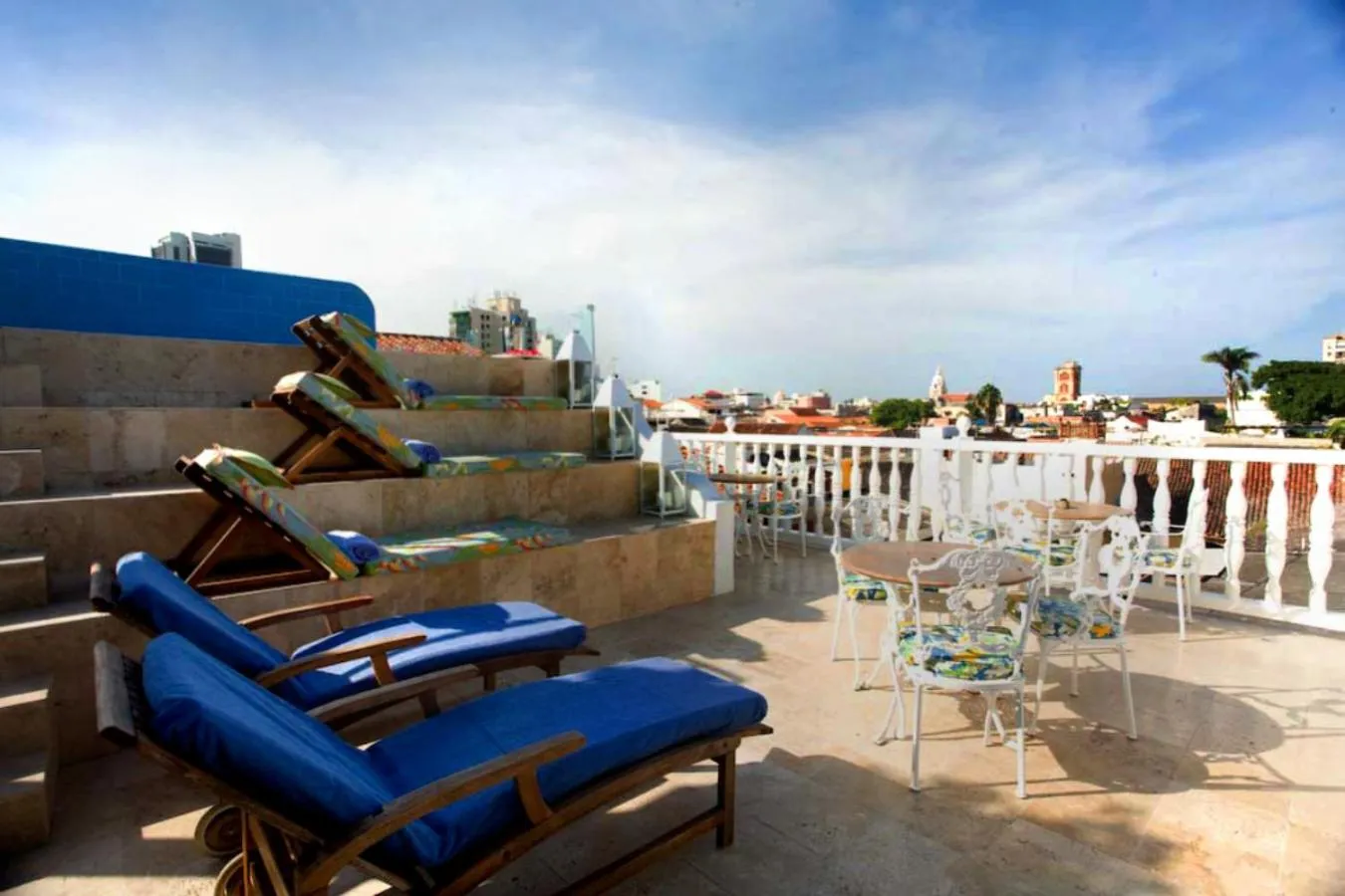Swimming pool in Hotel Casa Quero