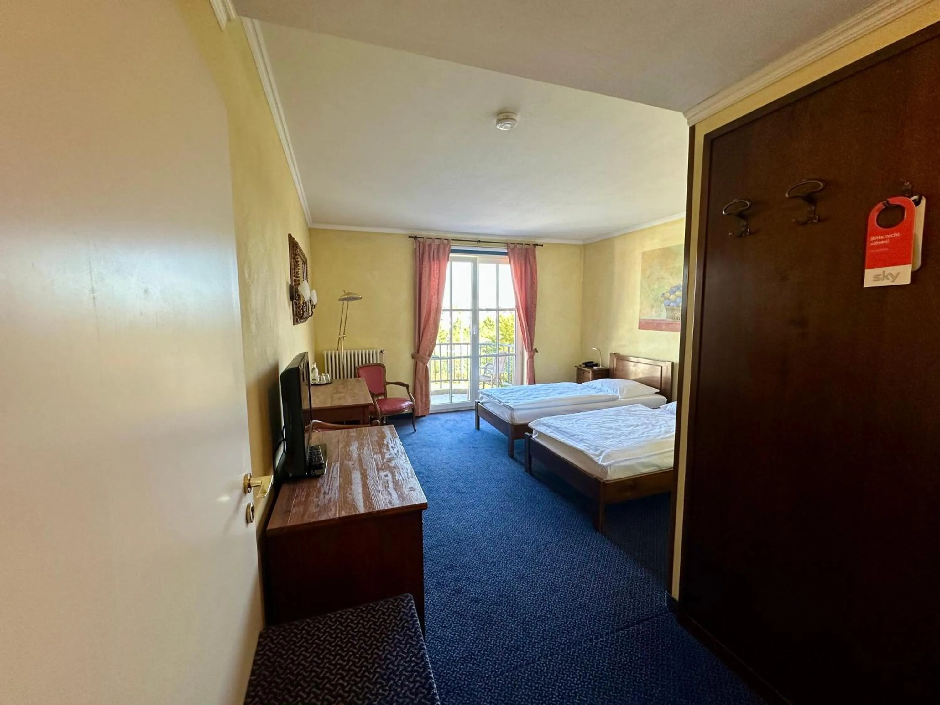 Photo of the whole room, Bed in Hotel Landhaus Milser