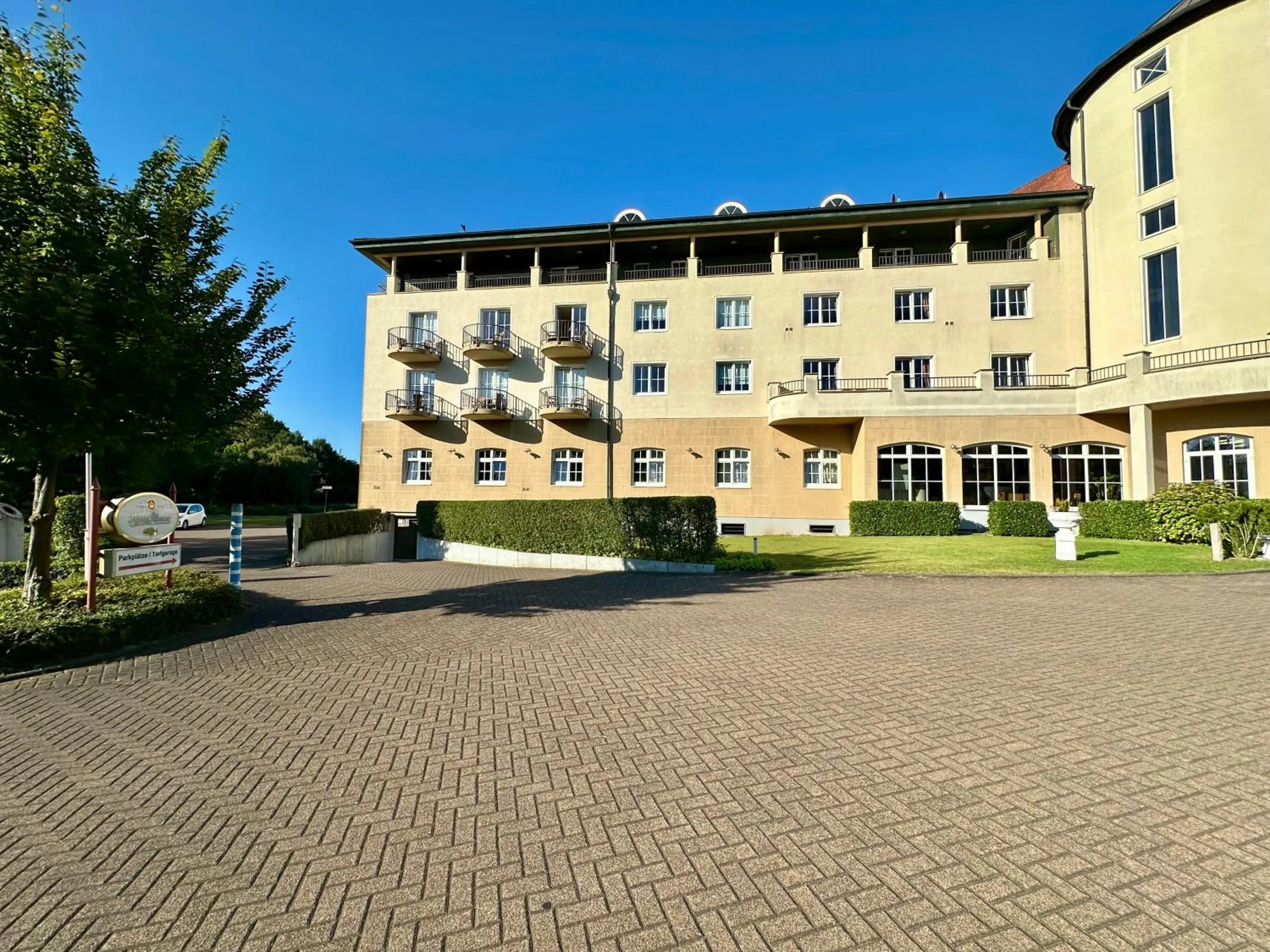 Property building in Hotel Landhaus Milser