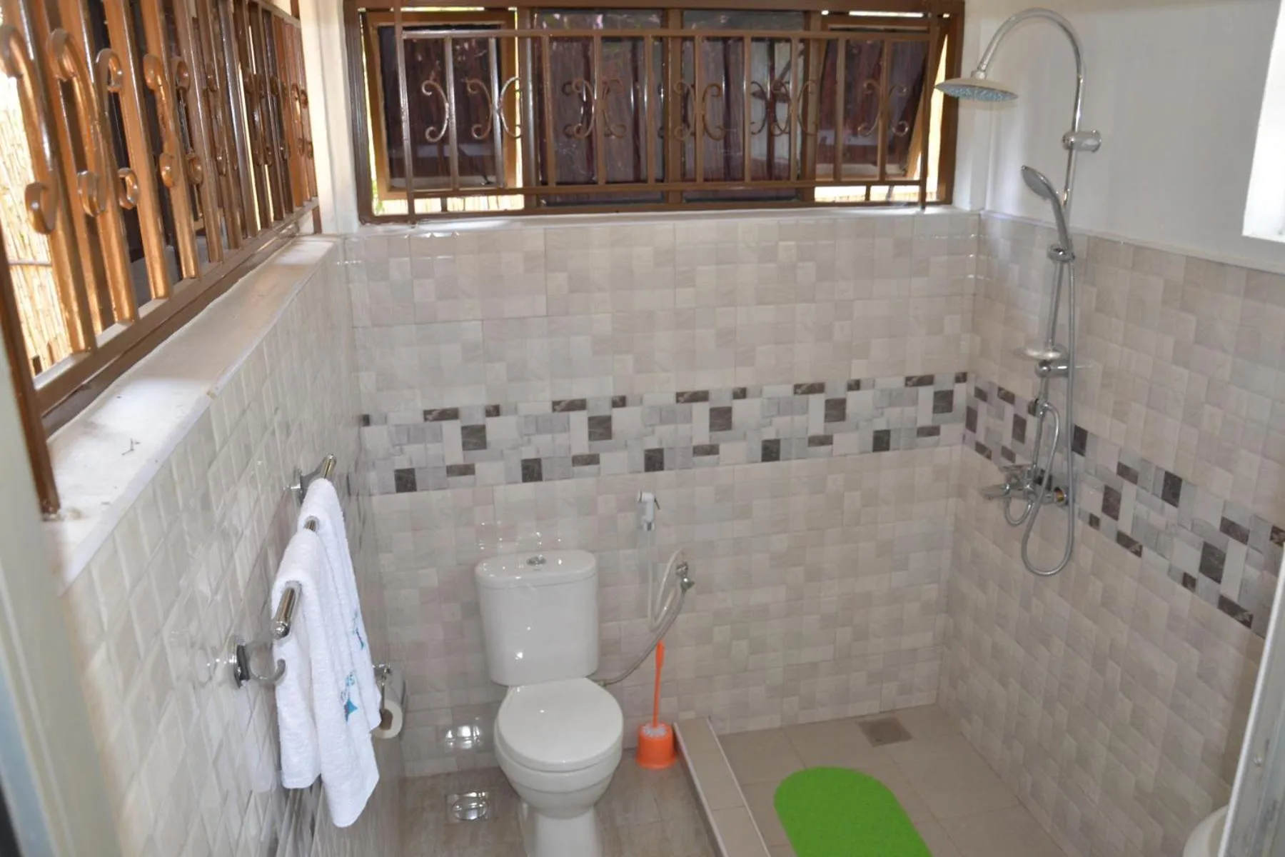 Sheevy"s Bed N Breakfast